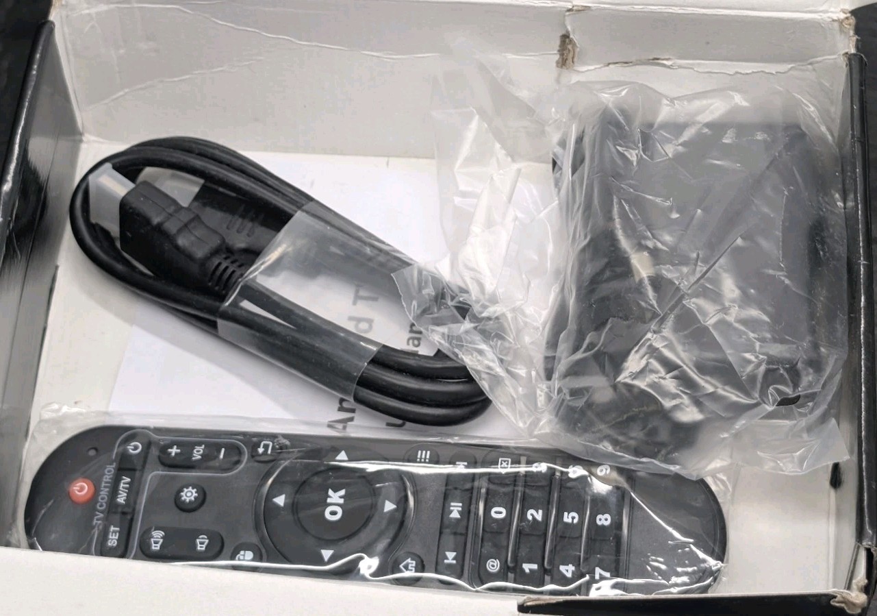 Pro 4k UCD 3840X2160 Android TV Box with remote -Internet TV 64 Bit
