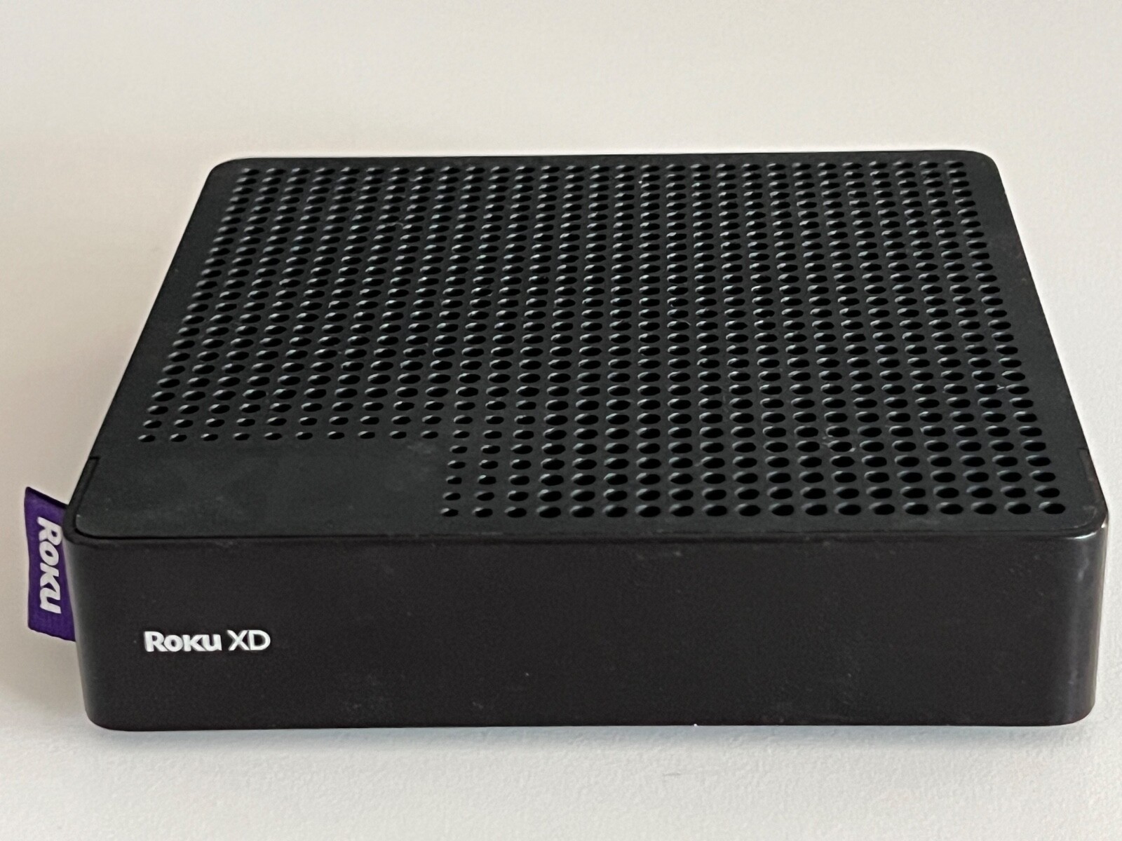 Roku XD 2050X Streaming Player – Remote Not Included