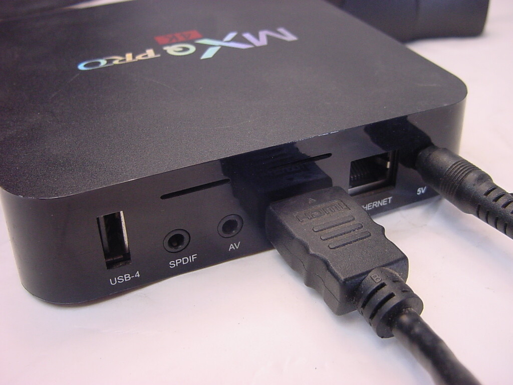 MX Q PRO 4K SMART TV MEDIA BOX