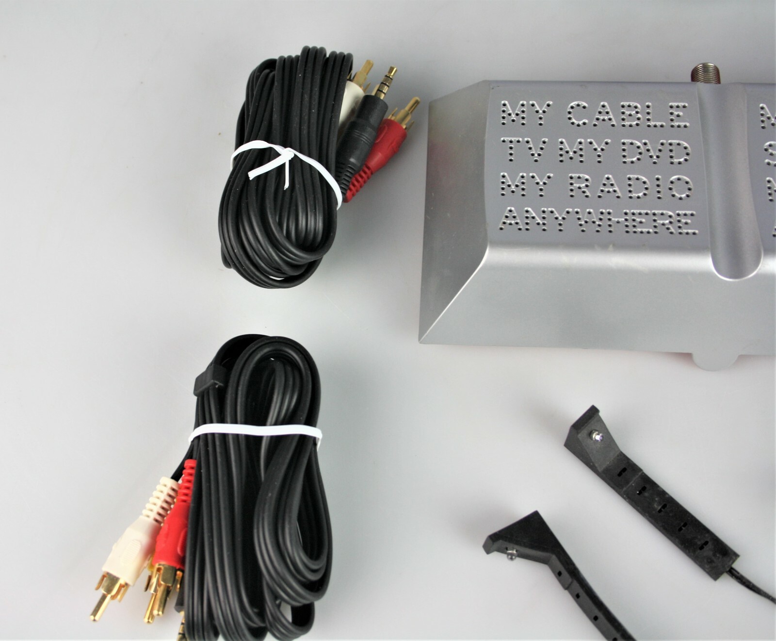 ORIGINAL SLINGBOX SLING MEDIA STREAMER SB100-100