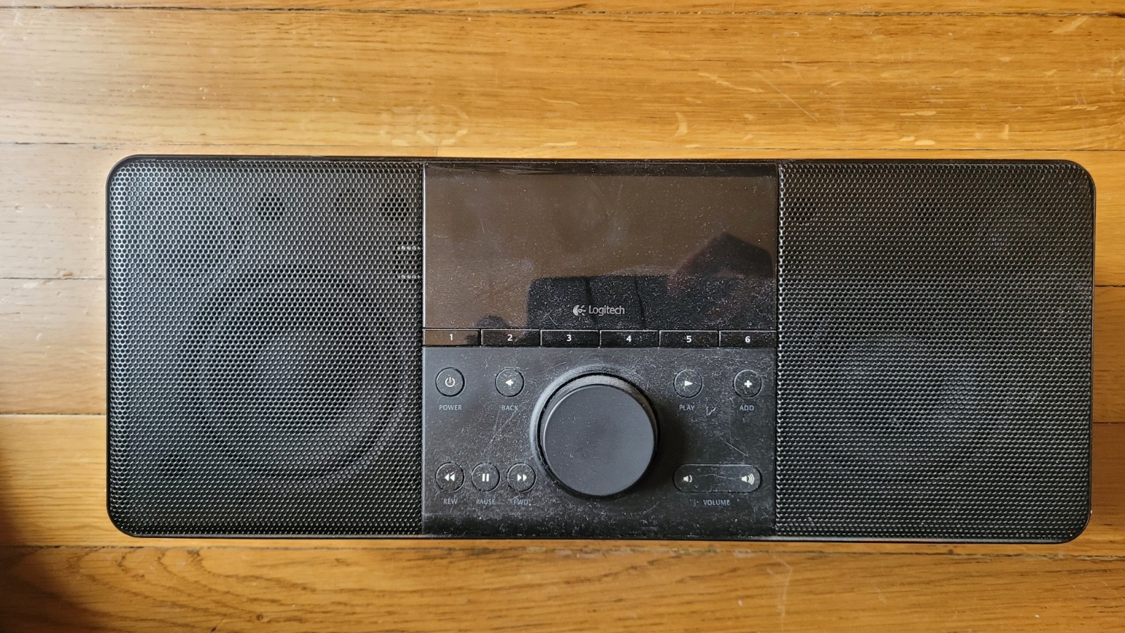 7 Squeezebox Logitech Boom