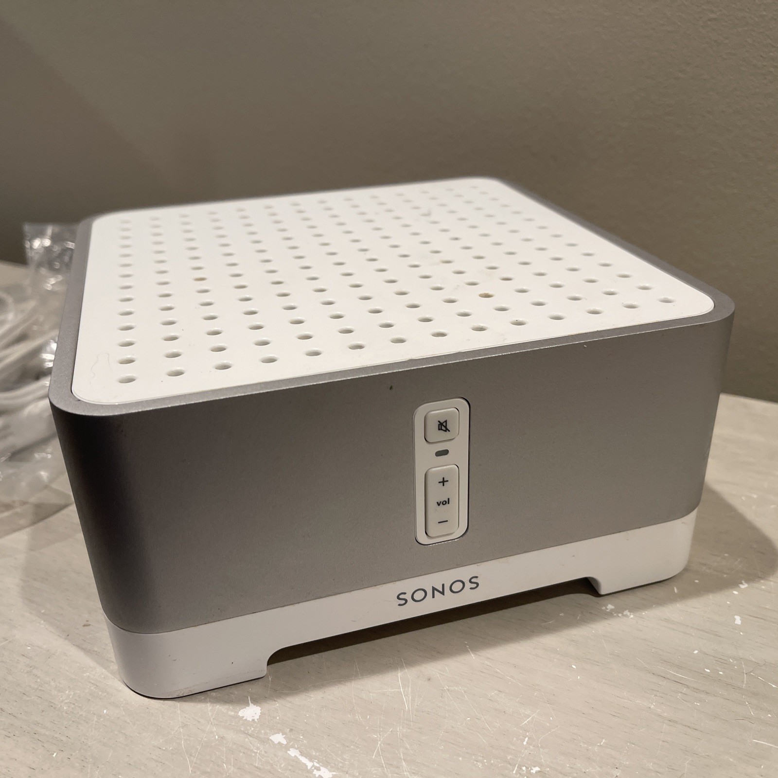 Sonos Connect:Amp Digital Media Streamer – White/Gray (CTAZPUS1)