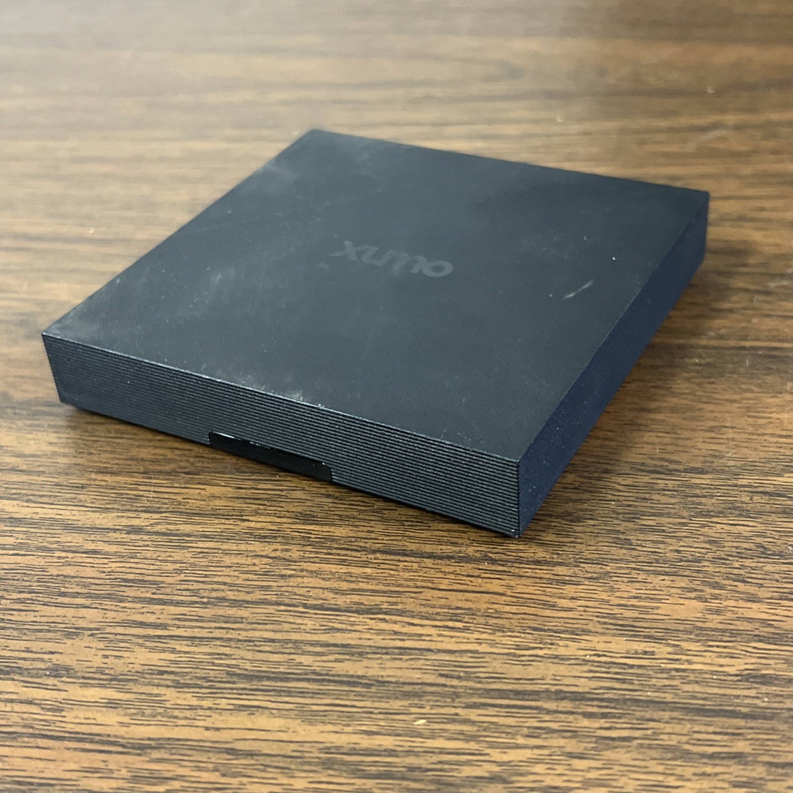 Xumo ES1 Streaming Device COESST11AEI Dolby Vision Atmos 4K Smart TV Box