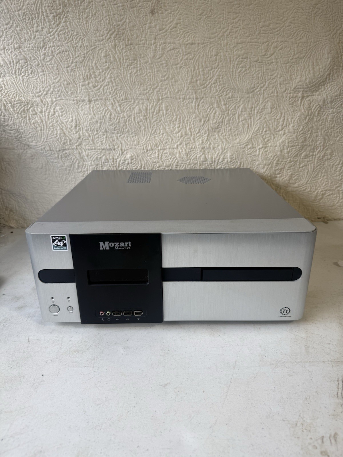 Thermatake Mozart Media player