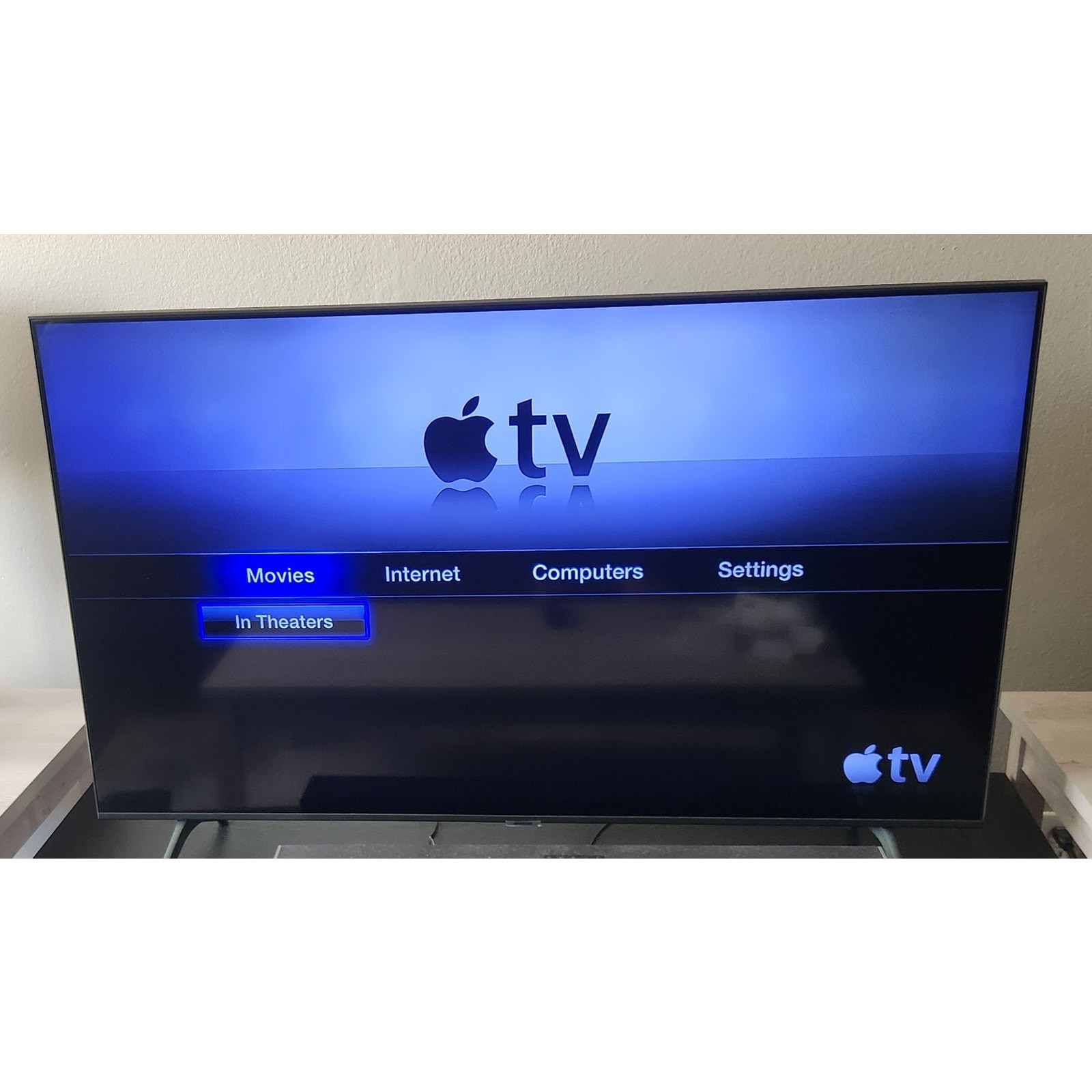 Apple TV 2nd Generation 8GB Tested Media Streamer A1378 Open Box