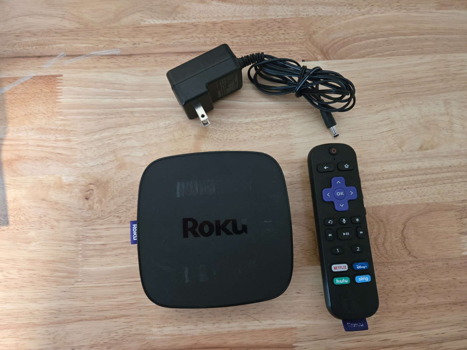 Roku Premiere+ 4K Wi-Fi Media Streamer Model 4630x w/AC Adapter & Remote