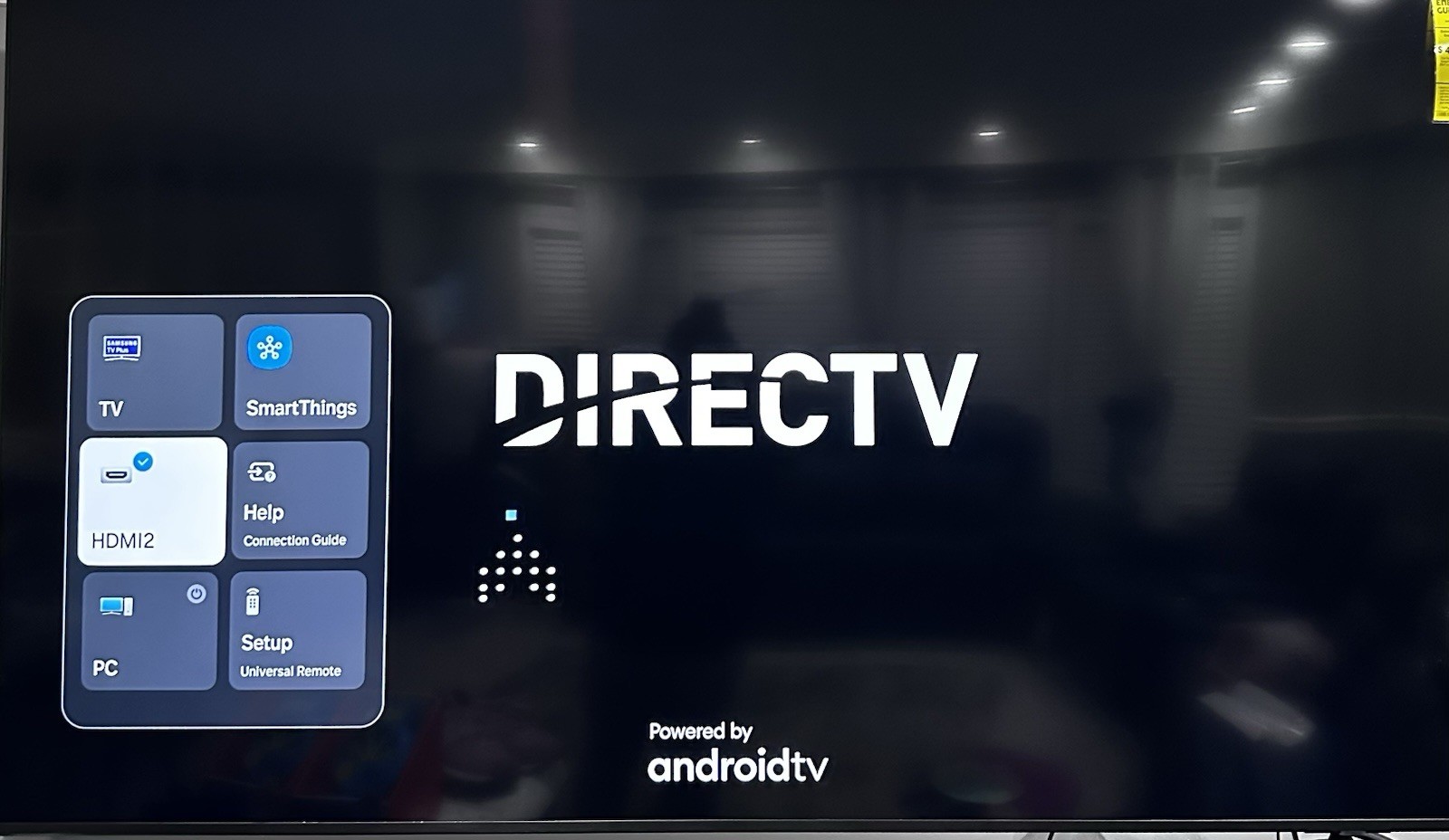 DIRECTV Gemini Air Streaming Device 4K Model P21KW-500 Wth AC Adapter and Remote