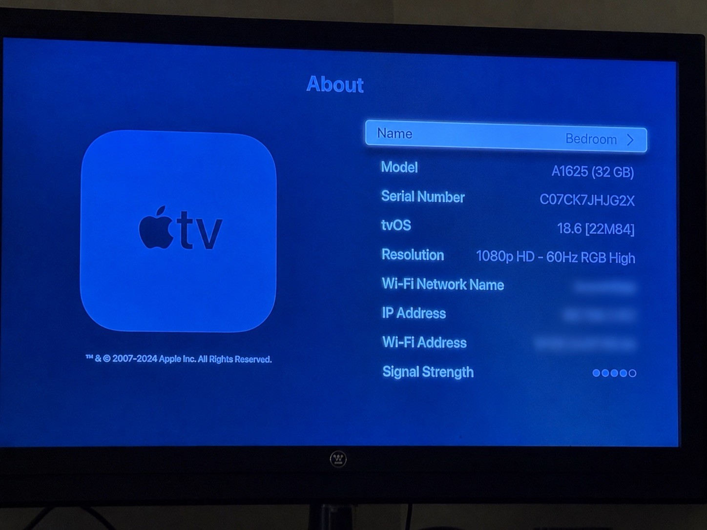 Apple TV HD 4th Generation (A1625) 32GB Media Streamer with Siri Remote