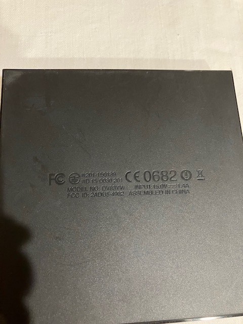 Amazon Fire TV with 4K Ultra HD DV83YW -W/Remote & Power Adapter not tested