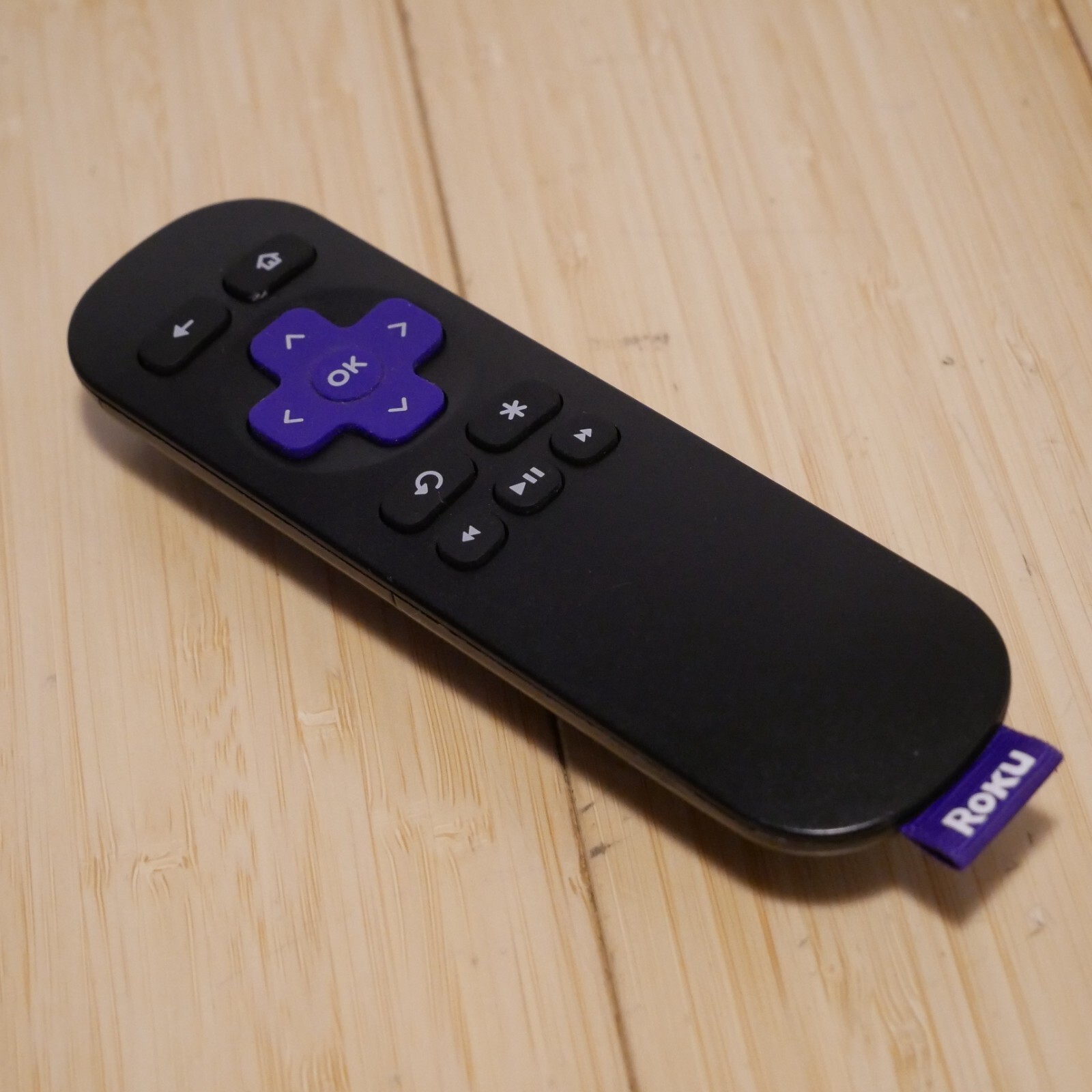 Roku 2 XD Streaming Player Model 3050X w Power Adapter and HDMI Cable WITH REMO