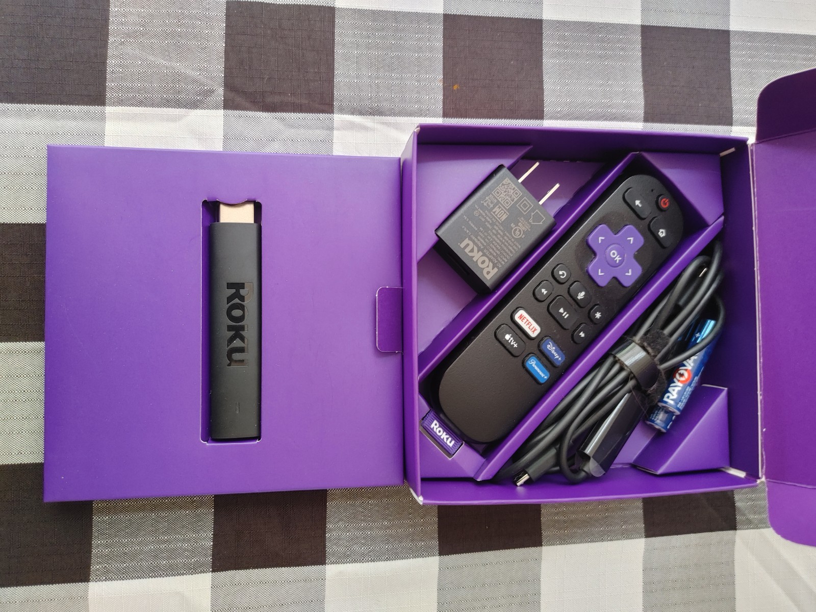 Roku 3820R Streaming Stick 4K Long Range Wi-Fi