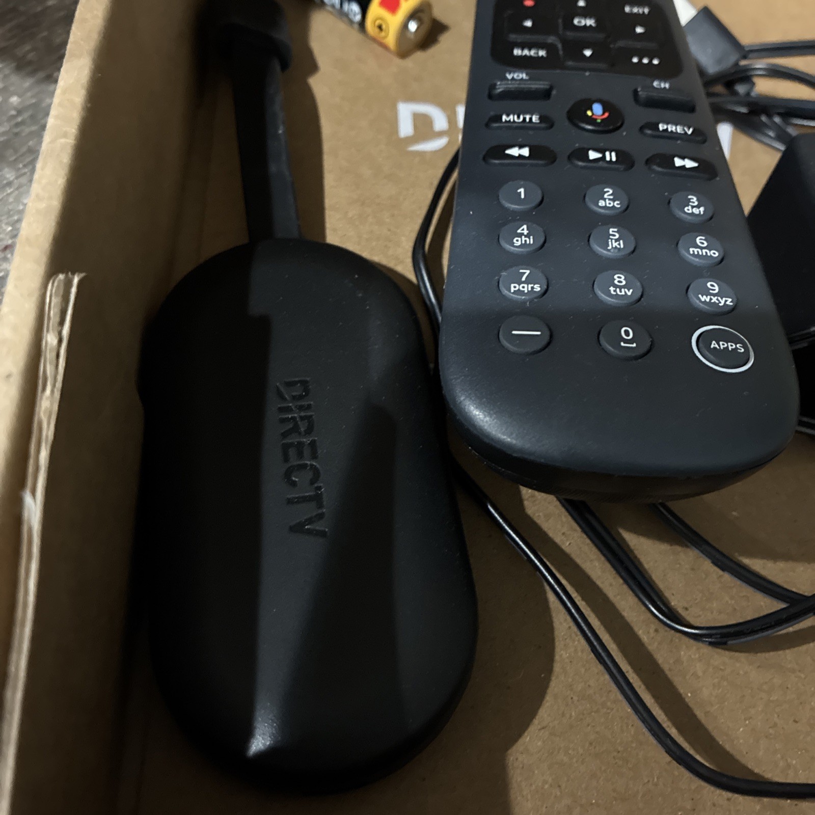 DIRECTV Gemini Air Streaming Device 4K Model P21KW-500 Wth AC Adapter and Remote