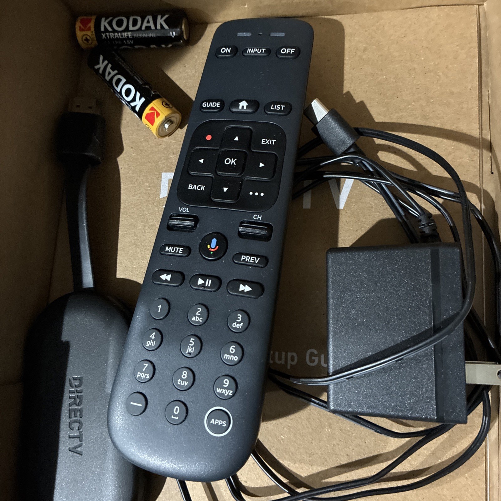 DIRECTV Gemini Air Streaming Device 4K Model P21KW-500 Wth AC Adapter and Remote