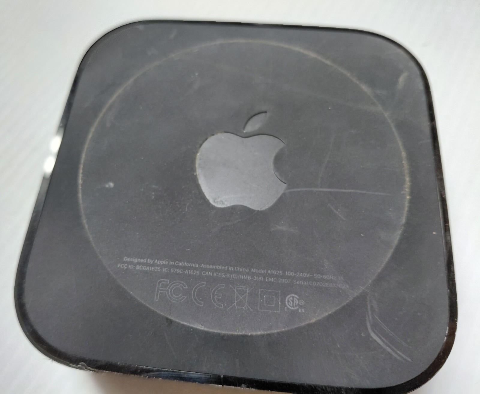 Apple TV (4th Generation) HD Media Streamer- A1625 – UnTested! No Remote
