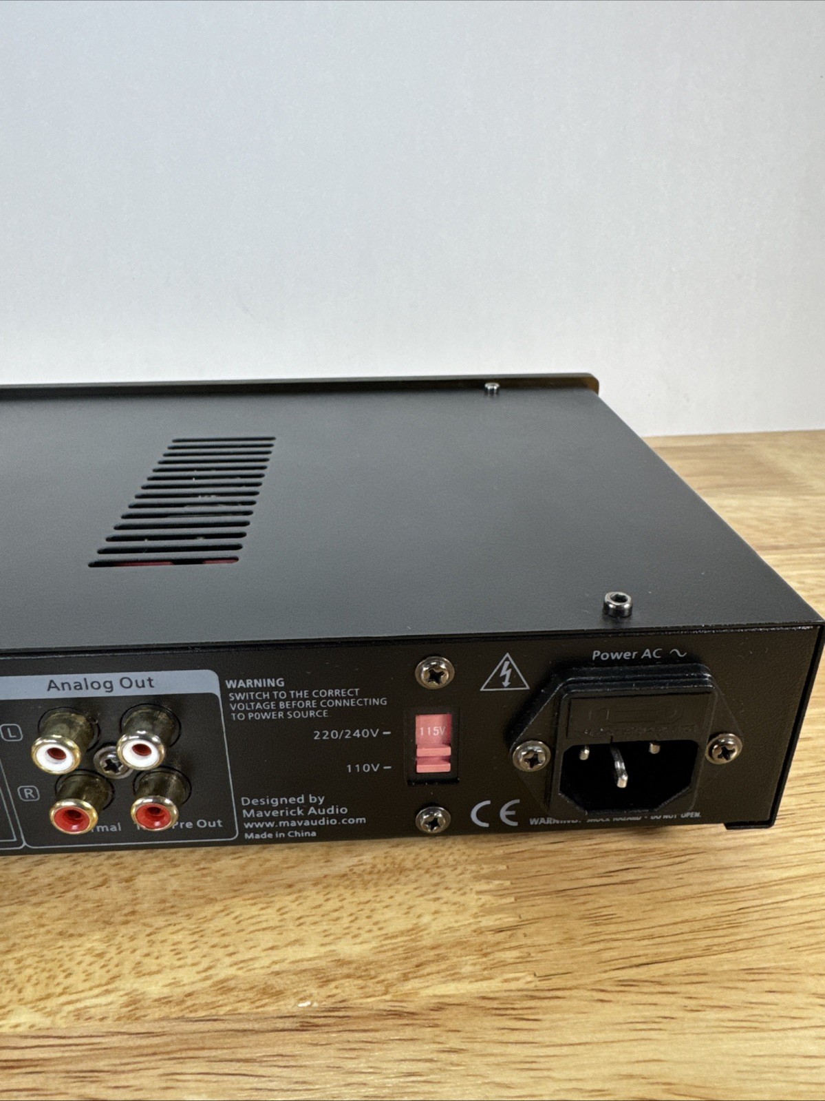 Maverick Audio Tube Magic D2 Analog Digital Converter & Preamplifier