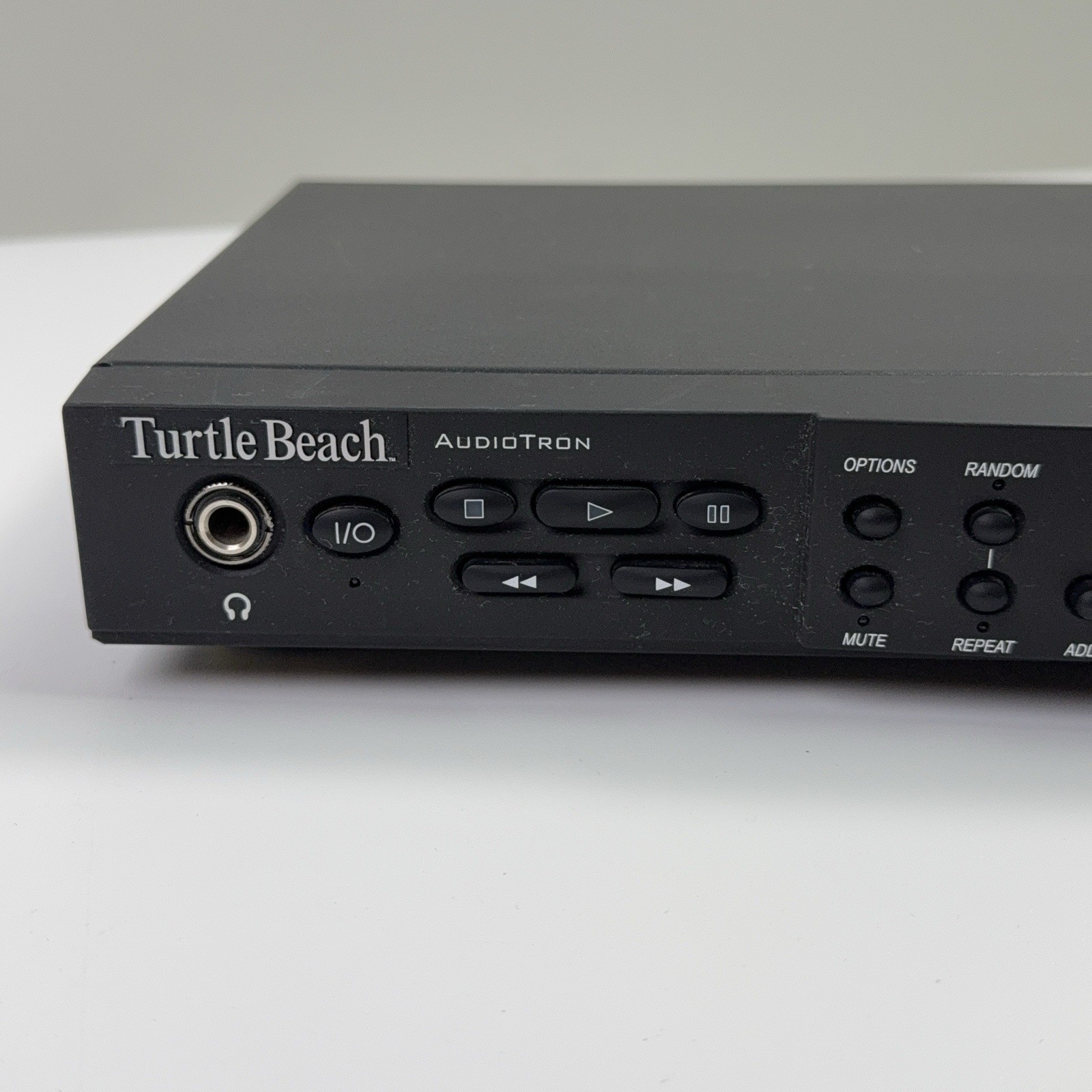 Turtle Beach Audiotron Hi-Fi Music Player TBS-3506-01E No -Remote- Tested