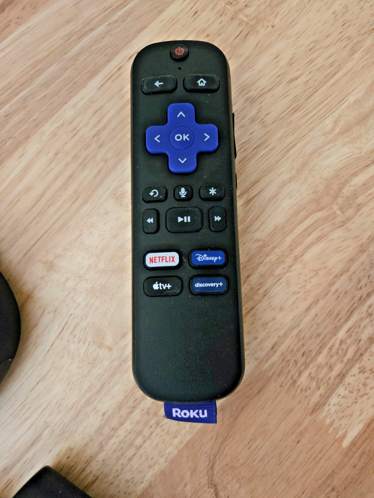 Roku Ultra LT HD/4K/HDR Dolby Vision Streaming Player W/ Voice Remote 4801X