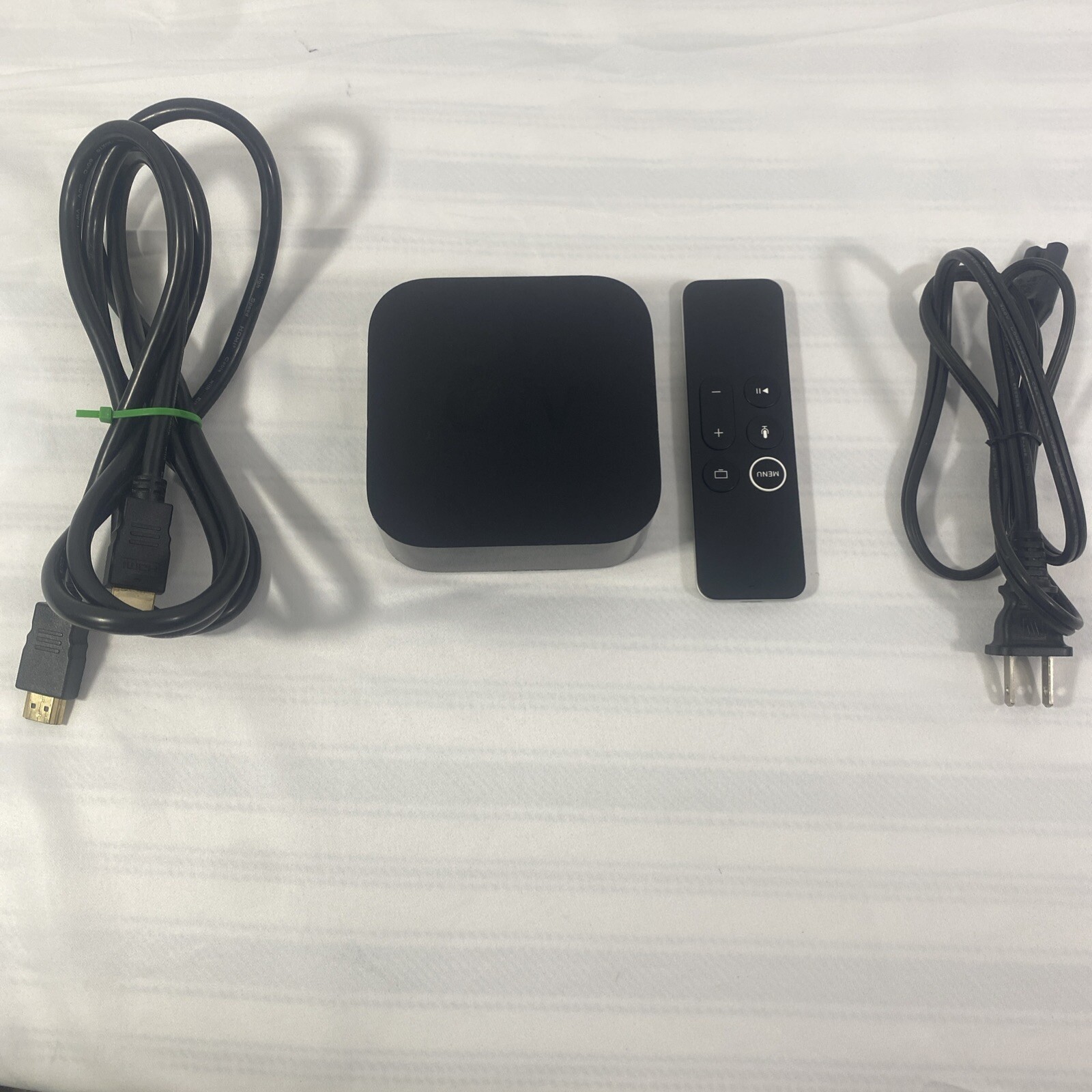 APPLE TV 4K MEDIA STREAMER | MP7P2LL/A | 64GB | BLACK | REMOTE +AC+ HDMI BUNDLE