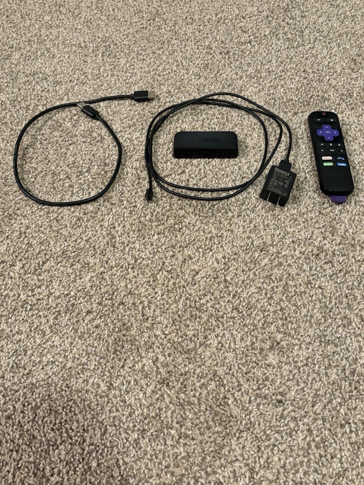 Roku Express 3921X HD Streaming Media Player w/ Voice Remote HDMI & Power