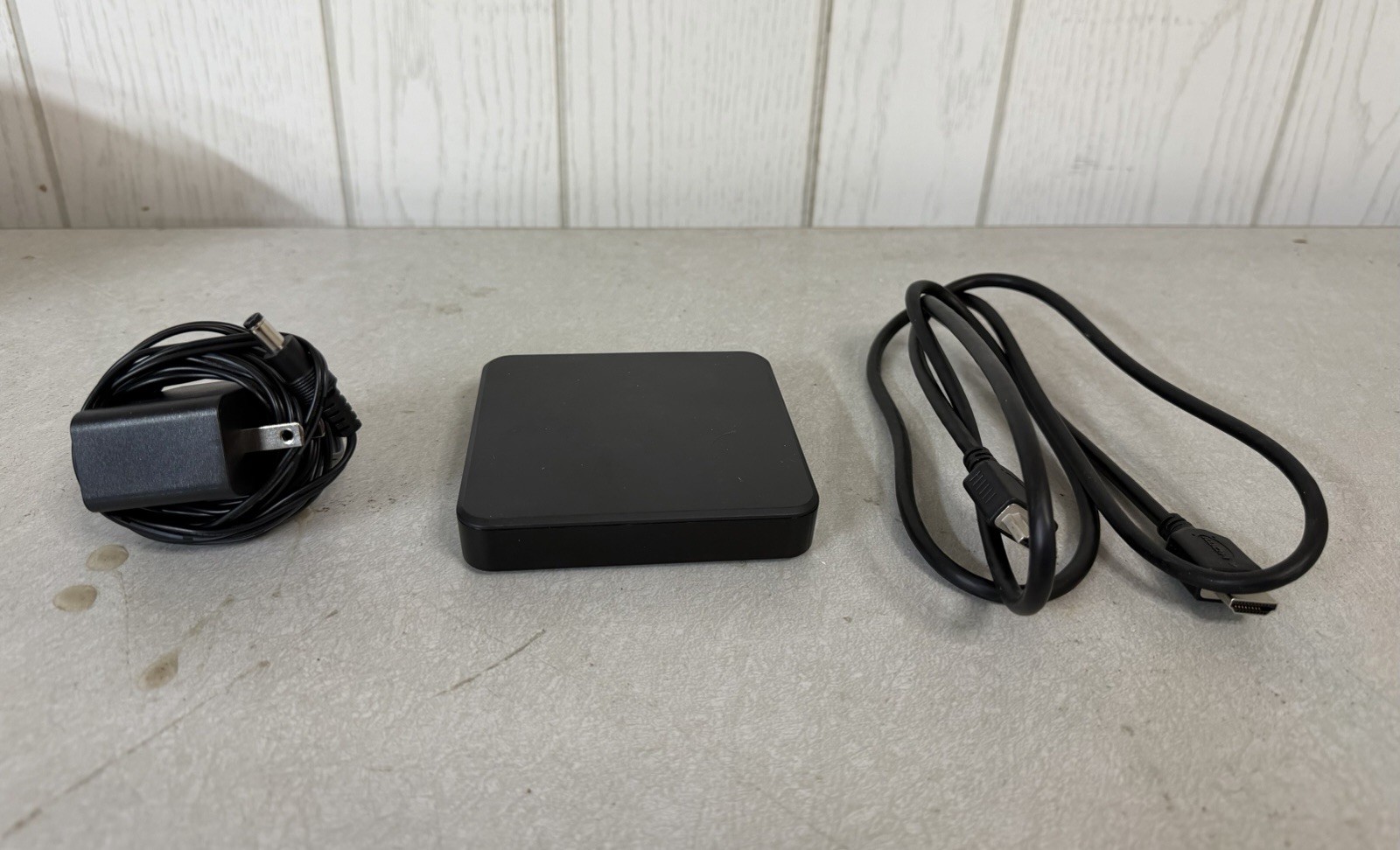 eStream 4K 2X2 Android Media Streaming Box Model IPA1114HDW~ Tivo- No Remote
