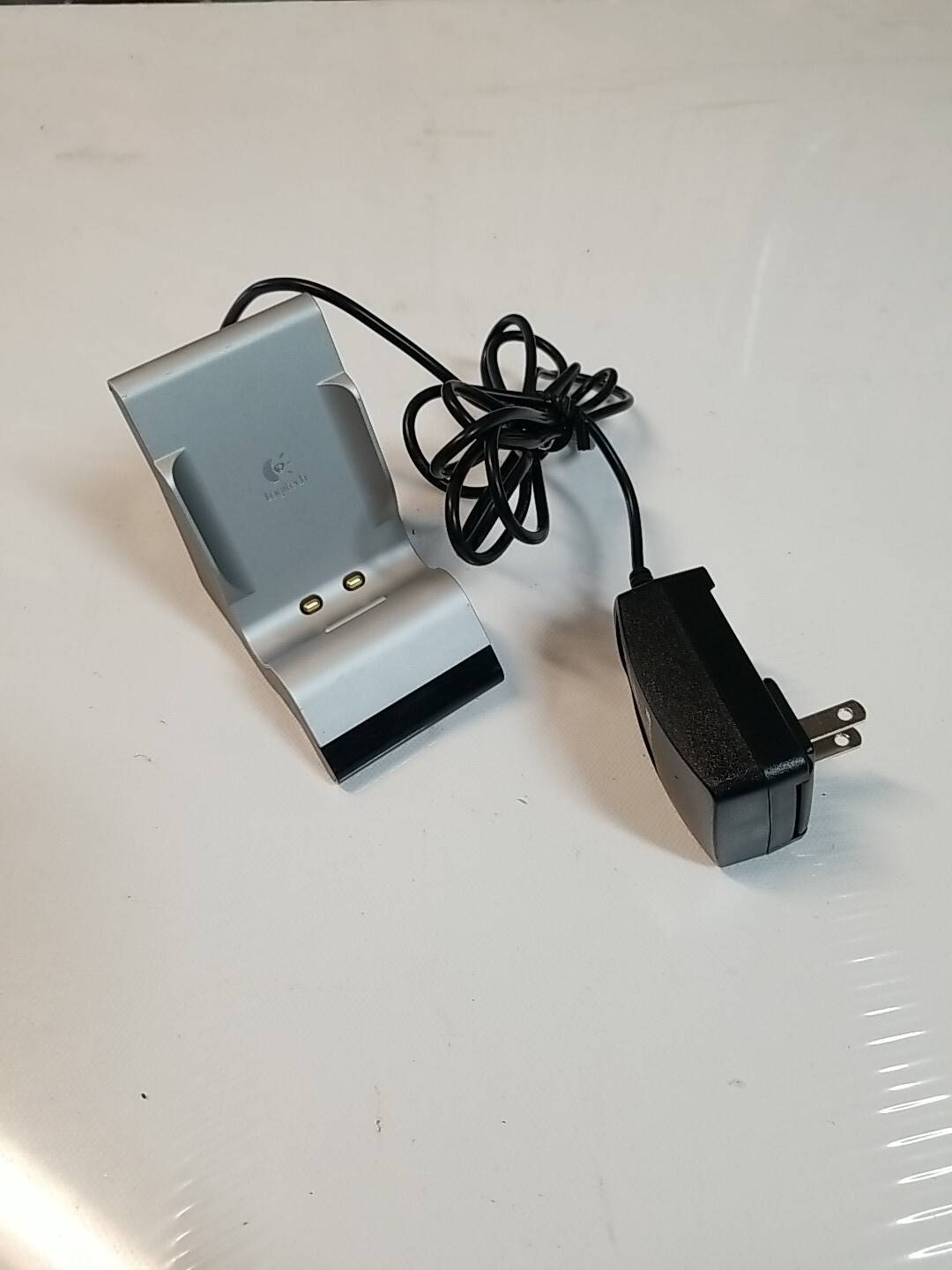 Logitech OEM Wireless DJ Music System Remote Control Dock C-RF49 BASE power supp