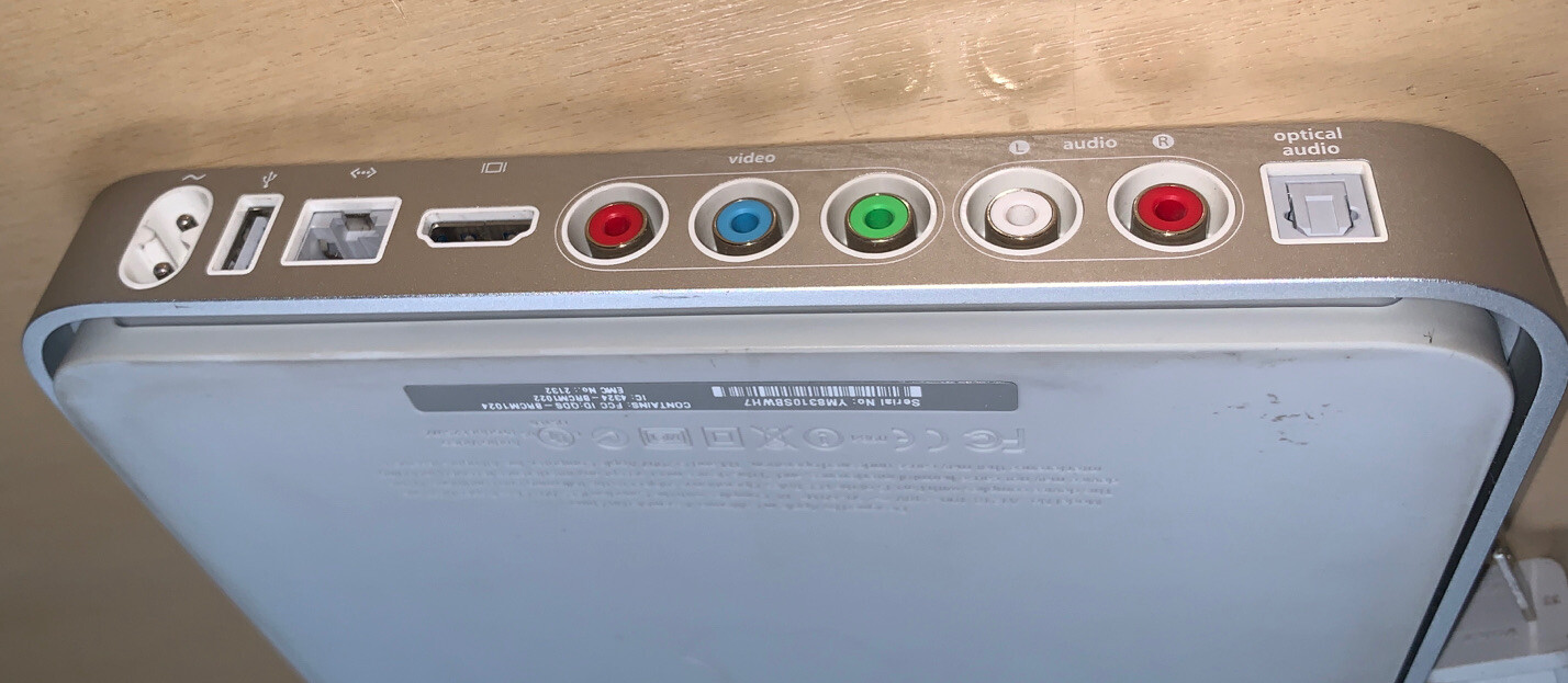 Original authentic genuine Apple TV 1st Generation model A1218 RGB Component