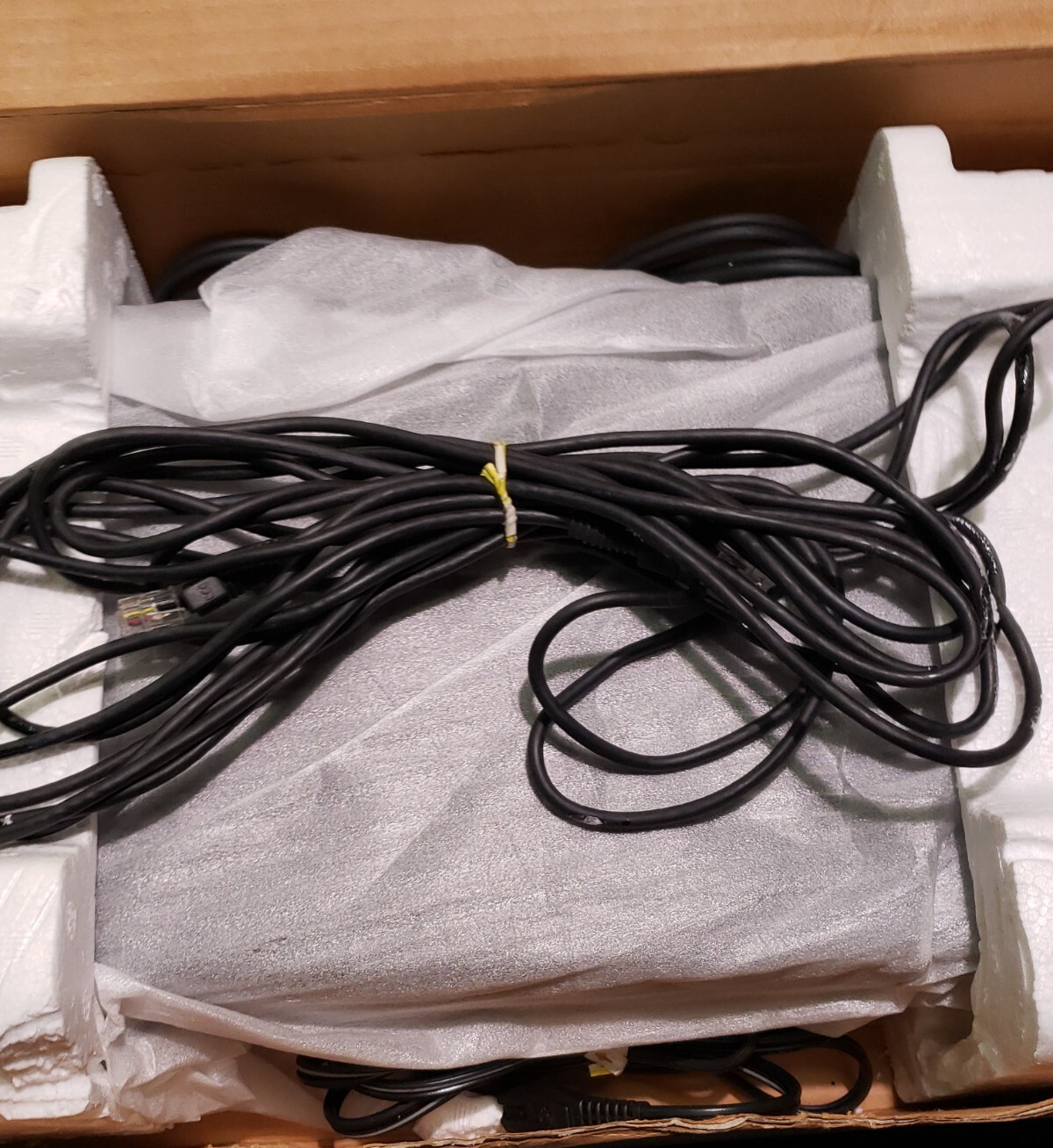 Vintage Sony WEBTV PLUS INT-W200 Internet Terminal & Keyboard … ….(OSSD)