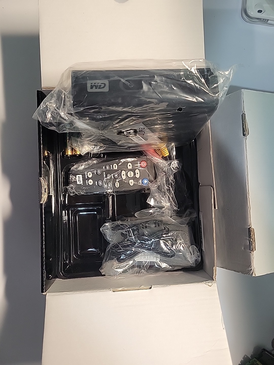 Western Digital WD TV HD Media Player WD00AVN 1080p