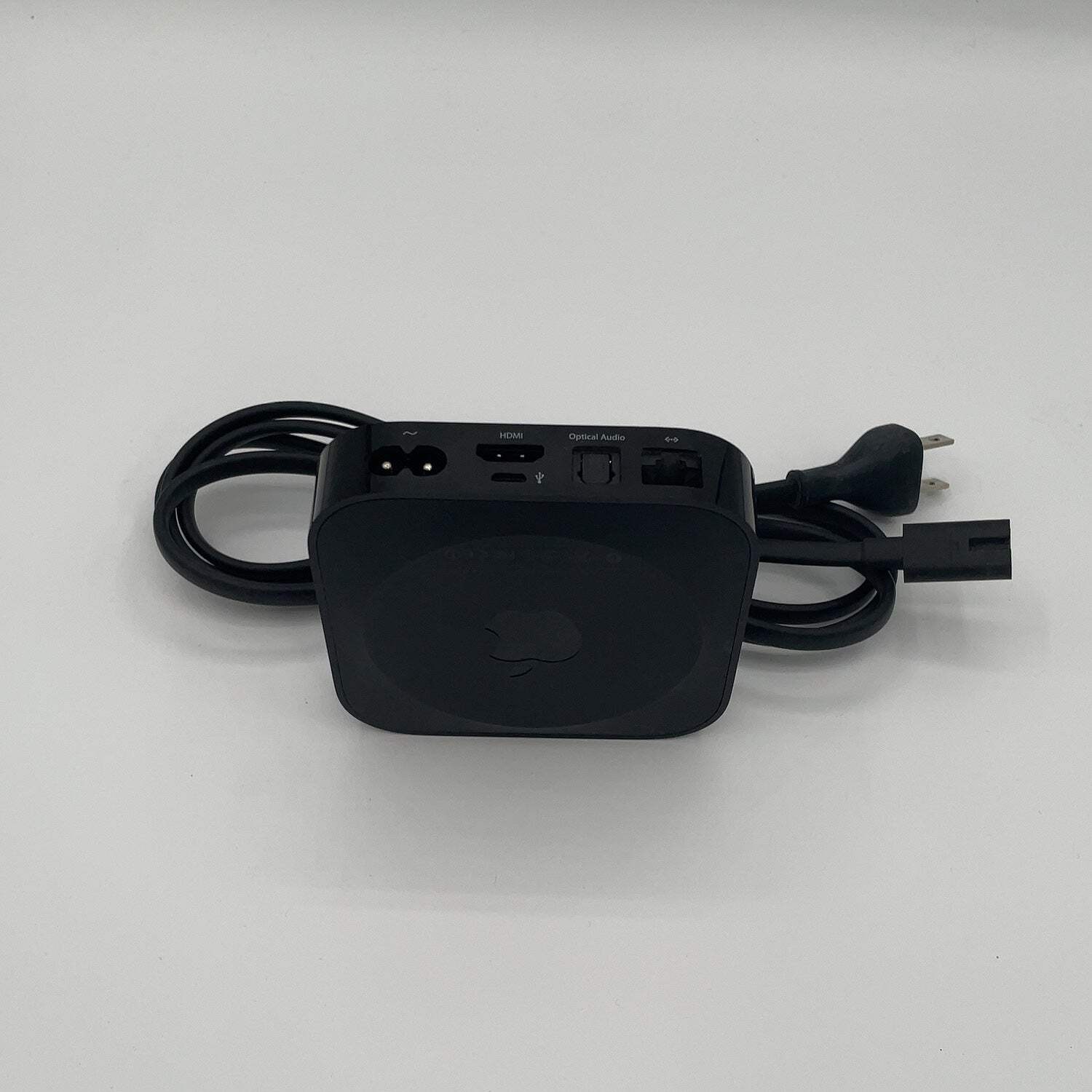 Apple TV HD 3rd Gen 8GB Digital HD Media Streamer MD199LL/A WiFi + Ethernet