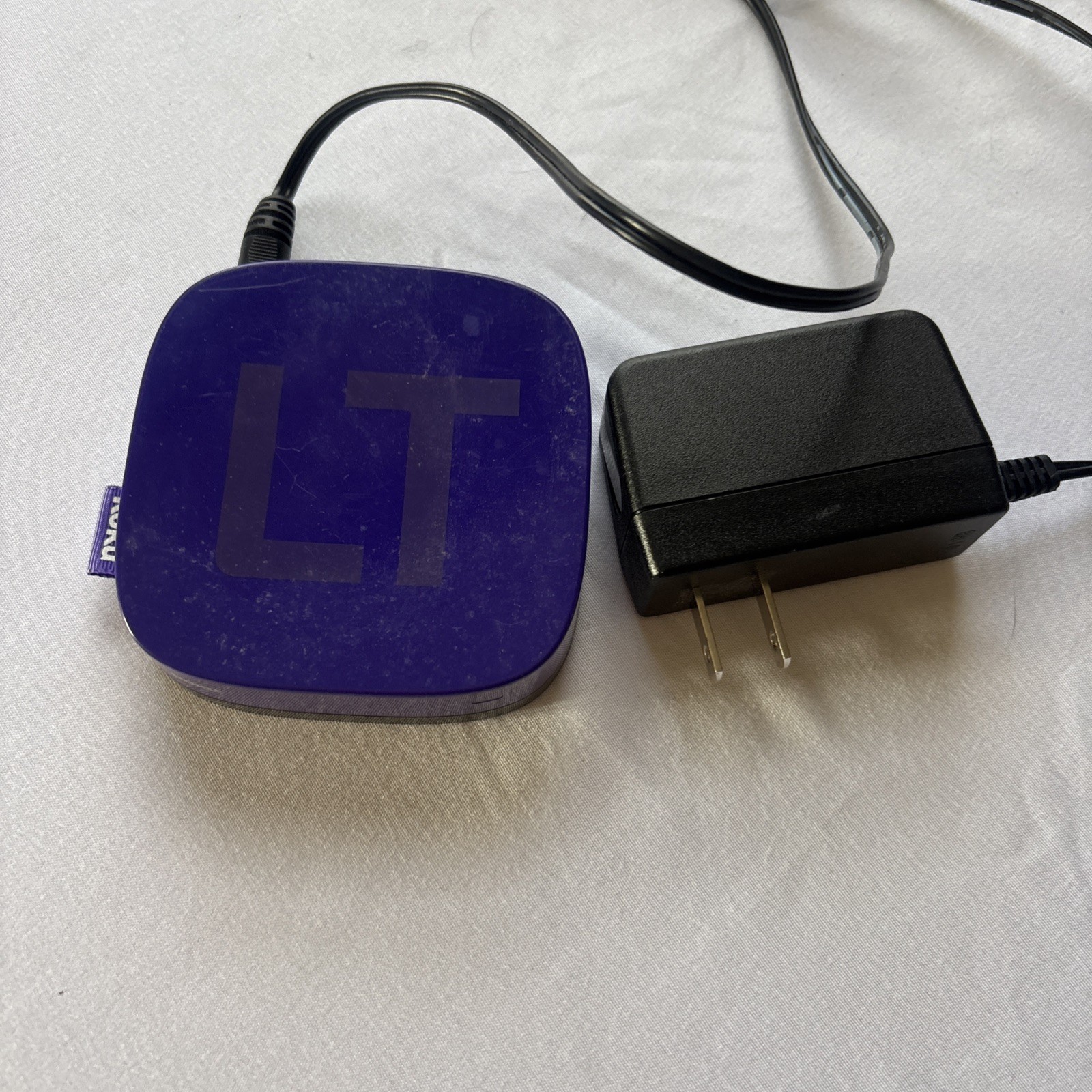 Roku LT (2nd Generation) Media Streamer 2400X – Purple Parts Only