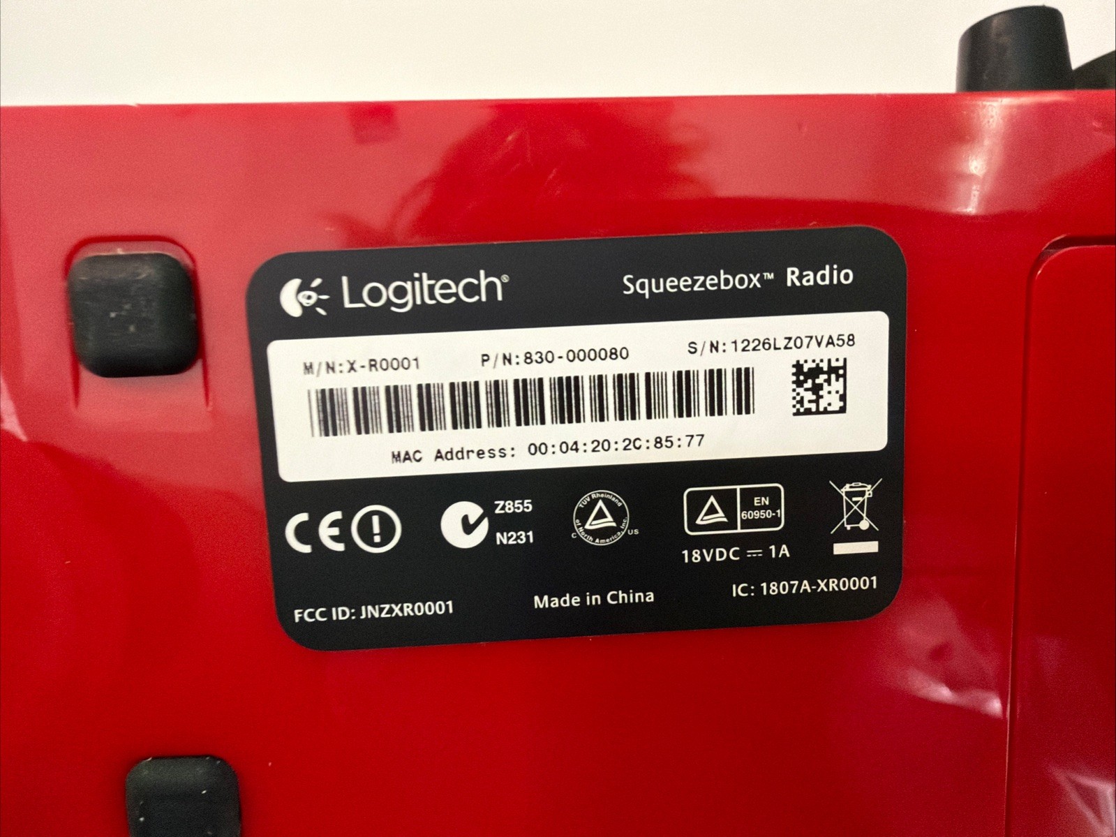 Logitech Squeezebox Red X-R001 830-000080 WiFi Smart Player
