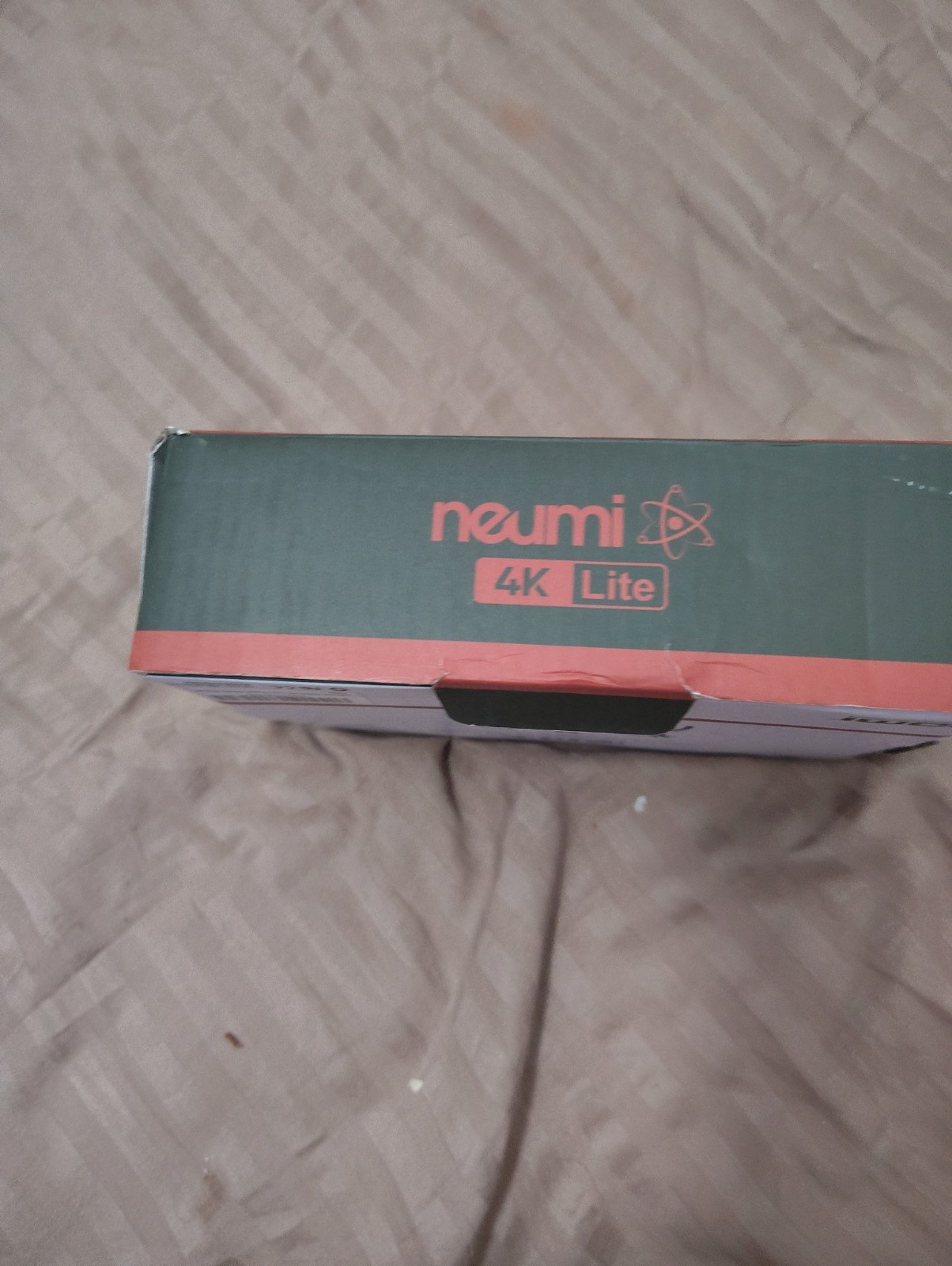 NEUMI Atom 4K Lite Ultra-HD Digital Media Player for USB Drives and SD Cards