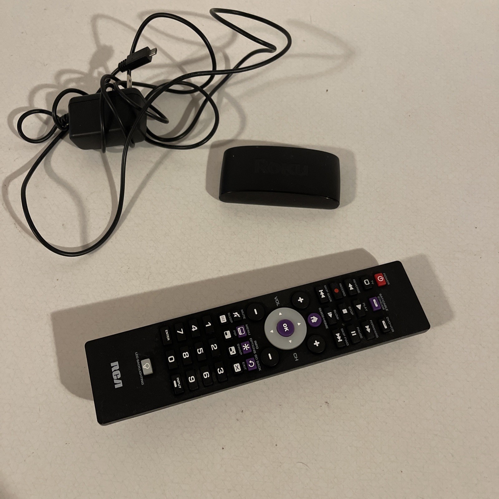 Roku Express 4K Streaming Media Player, HD/4K/HDR, Model 3940X