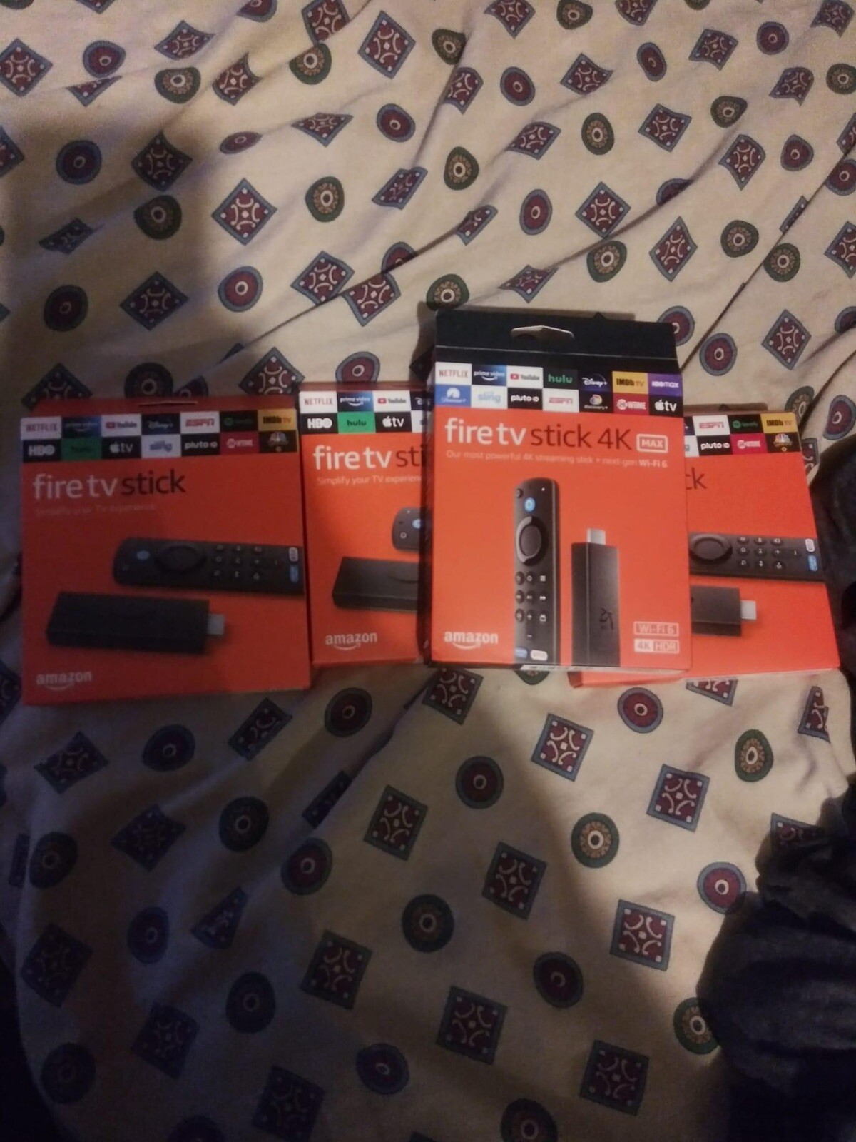 Fire TV Stick 4K Max streaming, Wi-Fi 6, Alexa Voice Remote “BRAND NEW”