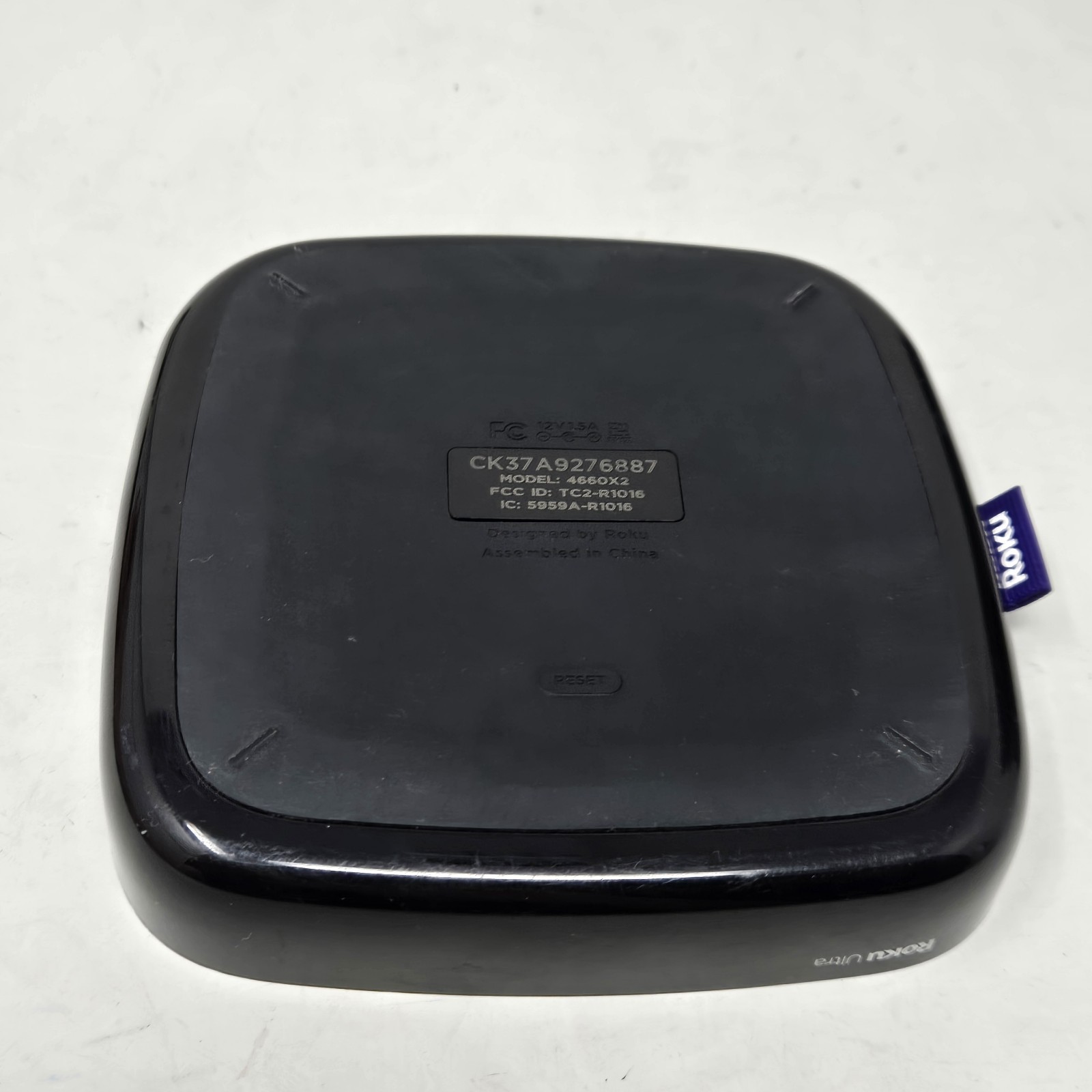Roku Ultra 4660X2 4K Streaming Media Player w/ Remote & Cables – Tested Working