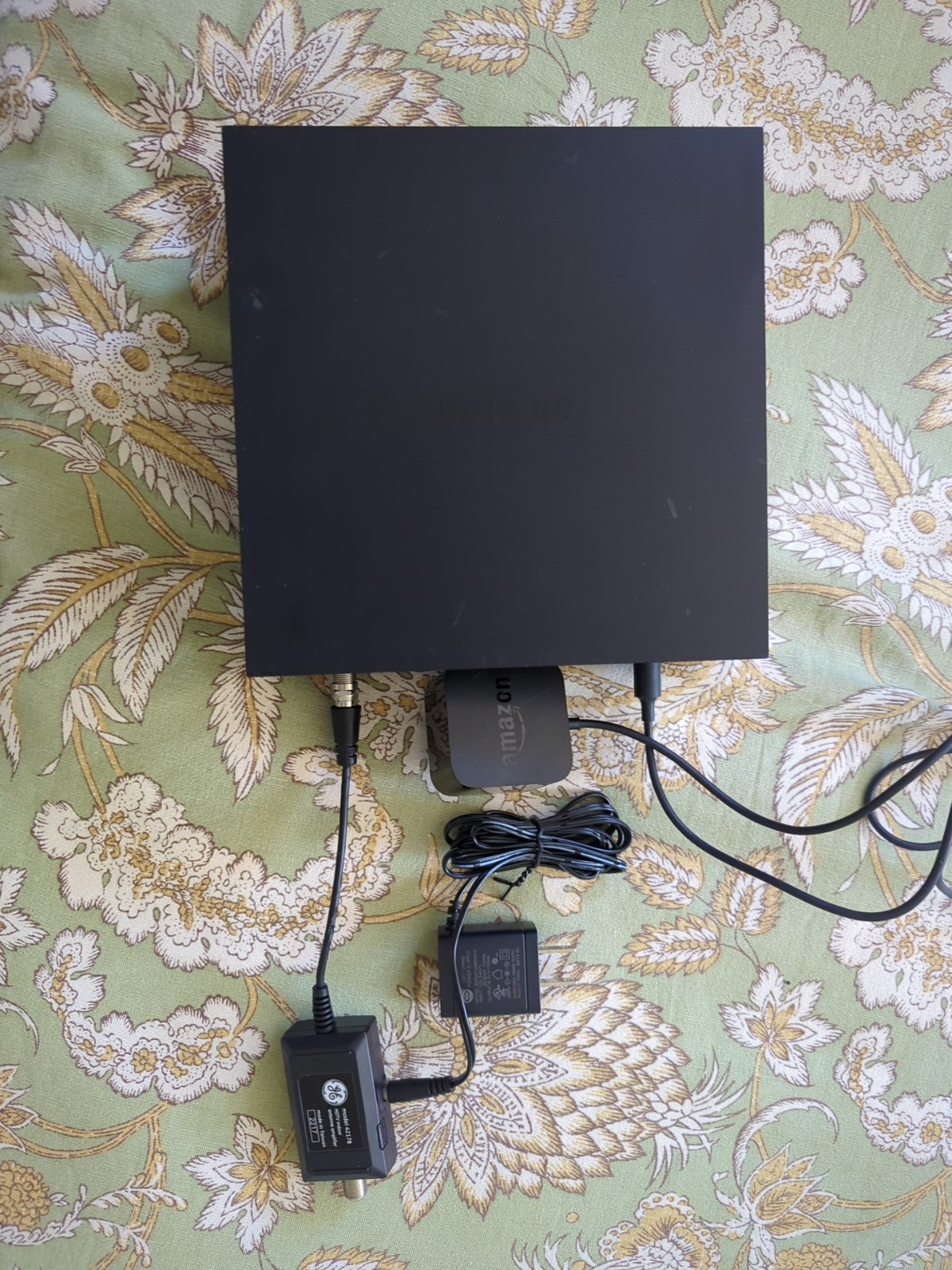Amazon Fire TV Recast QX91KB Over-the-Air DVR 500GB With GE Low Noise Amplifier