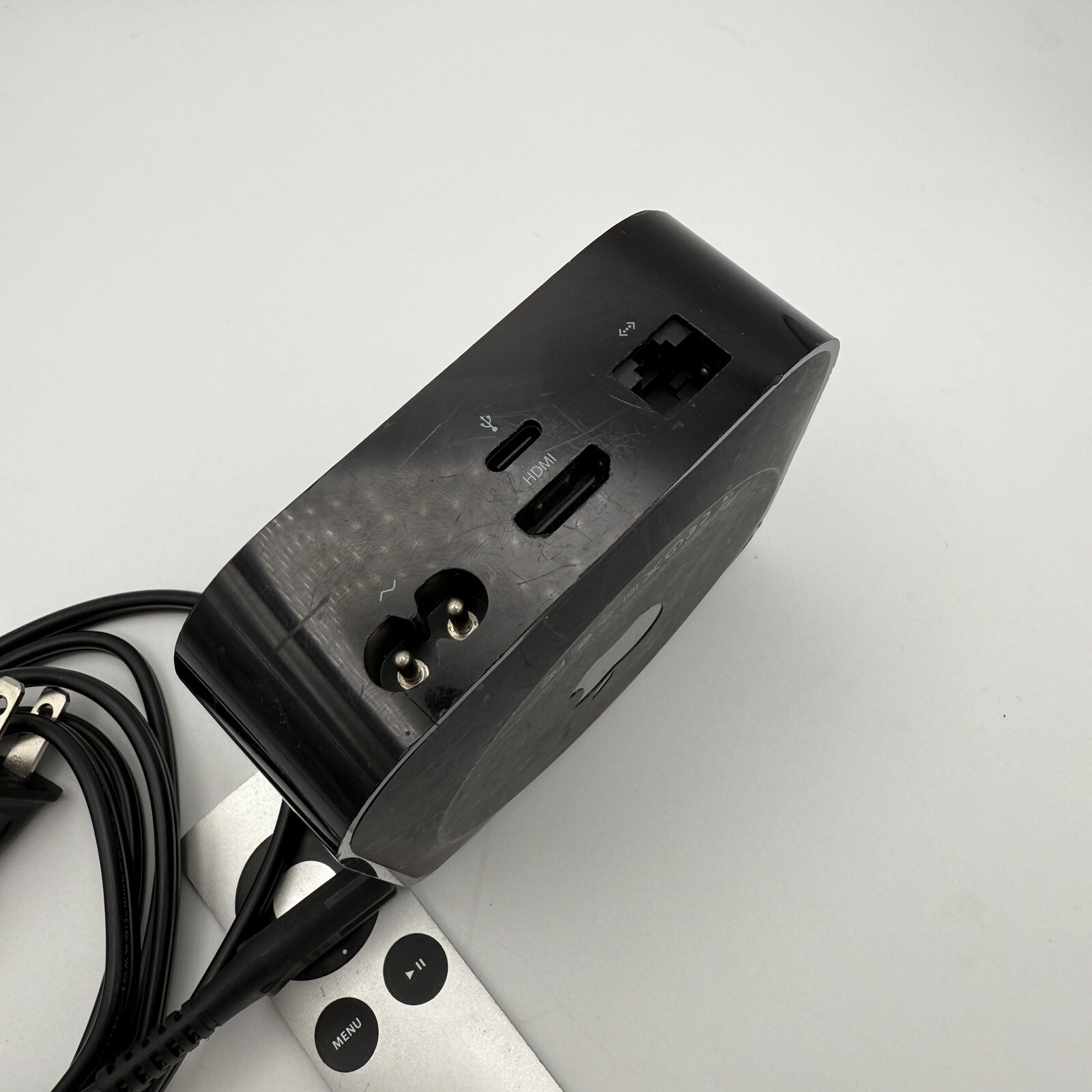 Apple TV (4th Generation) HD Media Streamer — A1625 — Fully Functional!