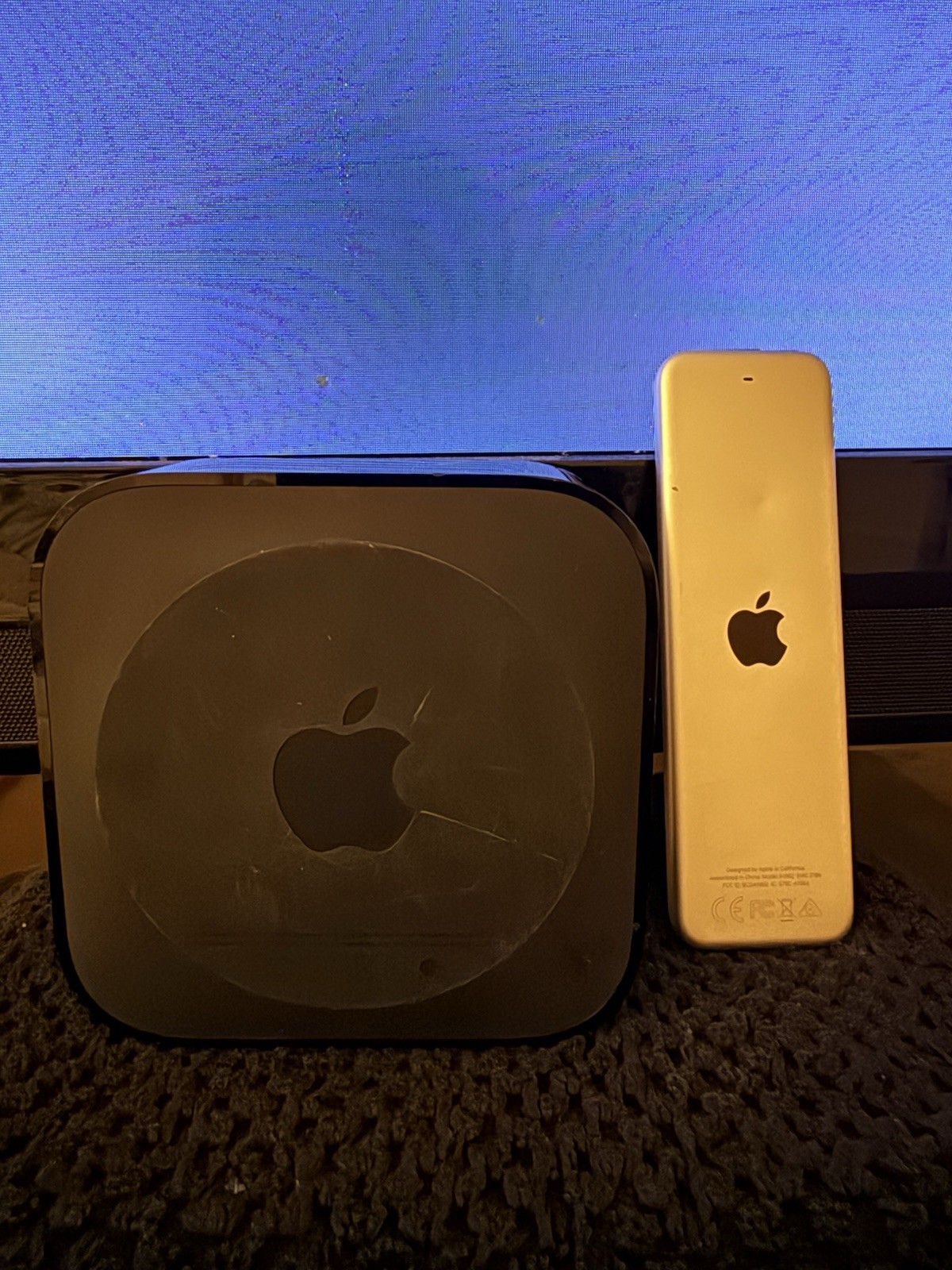 Apple TV HD 4th Generation (A1625) 32GB Media Streamer with Siri Remote