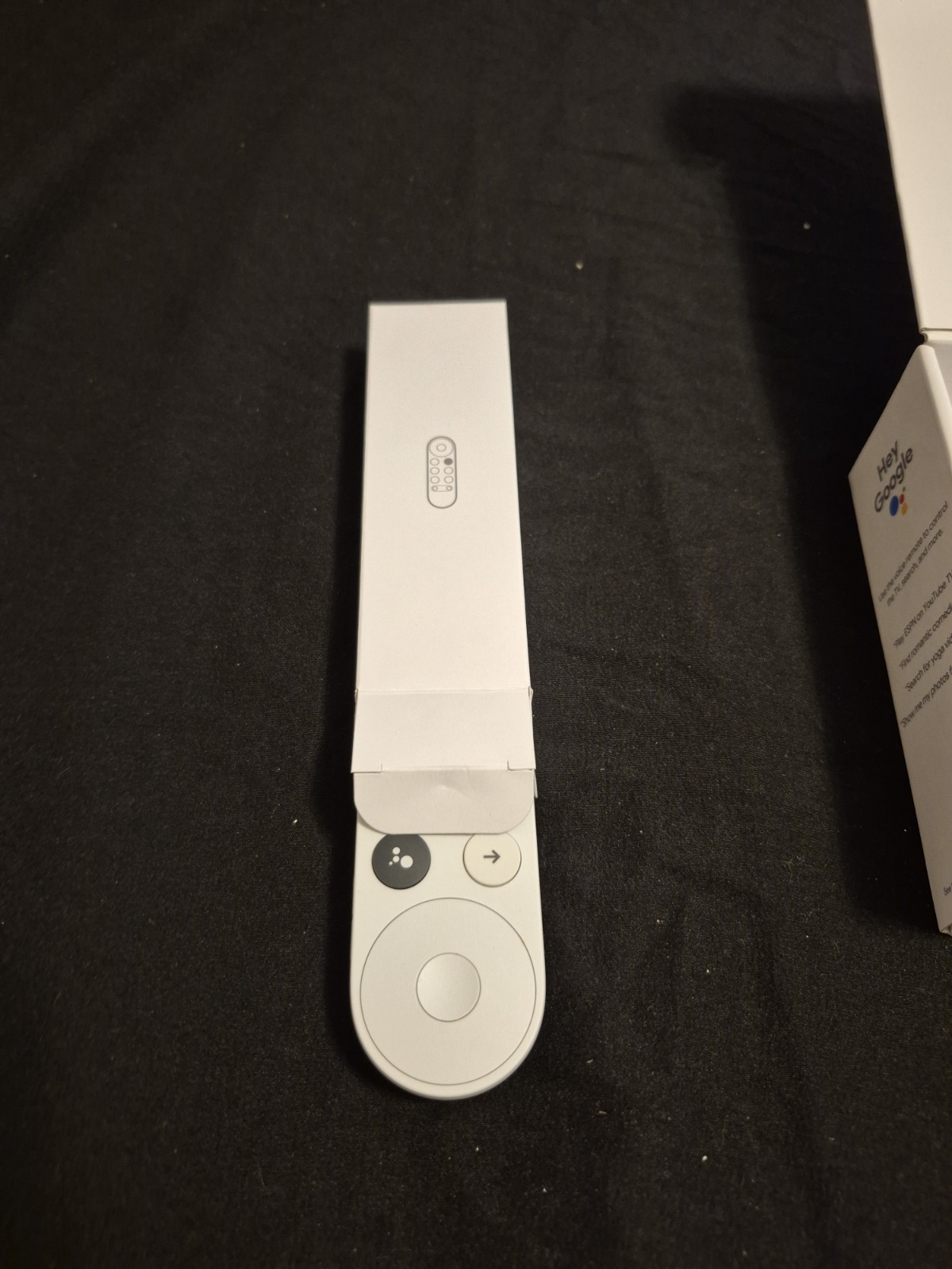 Google Chromecast with Google TV HD 1080p Voice Remote White great condition