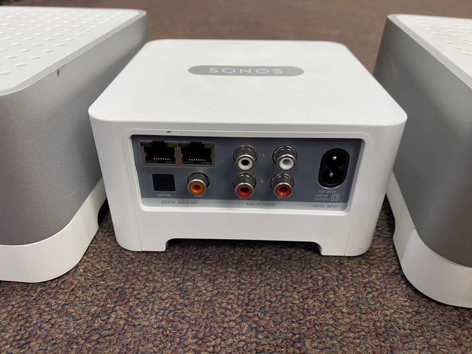 2 Sonos Connect Amp Wireless Amplifier & 1 Sonos Connect Wireless Receiver BUNDL