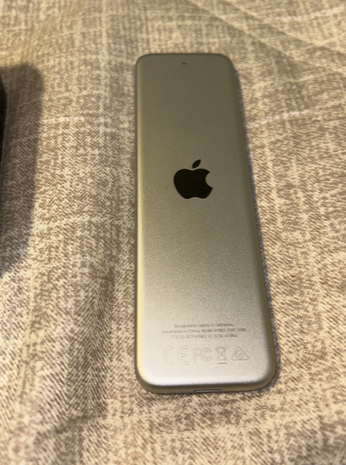 Apple TV 4K (1st Generation) A1842 32GB Black Power Cable Original Remote