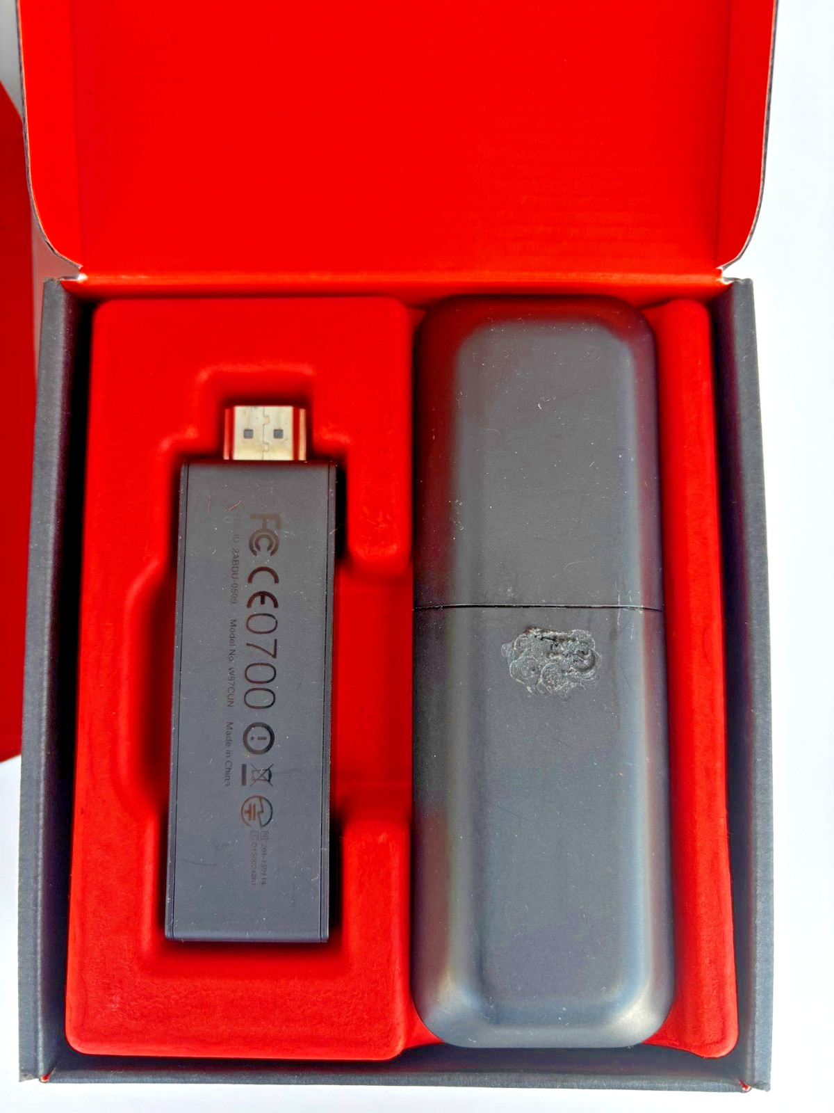 Amazon Fire TV Stick (1st Generation, 2014) HD Streamer – COMPLETE IN BOX