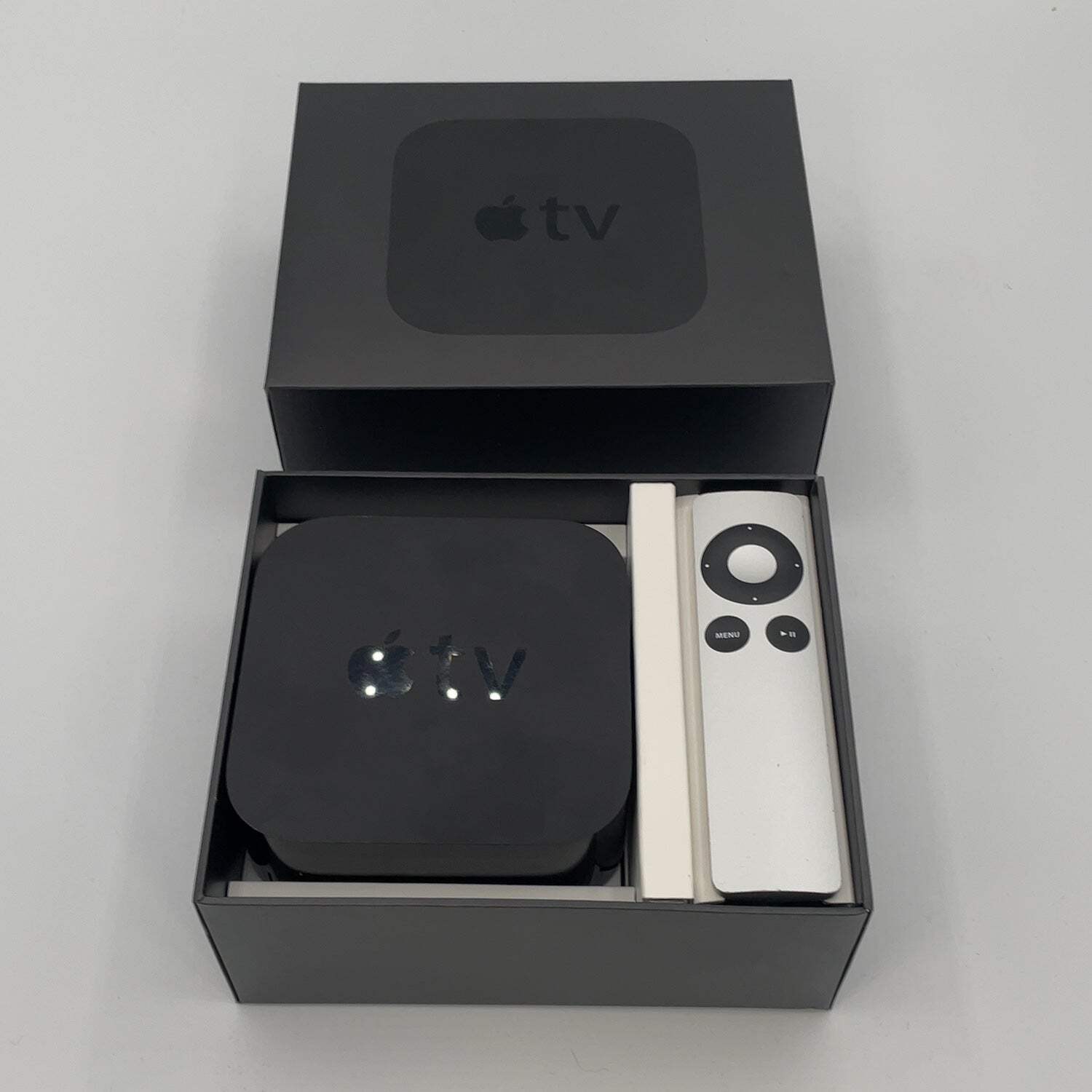 Apple TV HD 4th Gen 32GB Digital HD Media Streamer MGY52LL/A WiFi + Ethernet