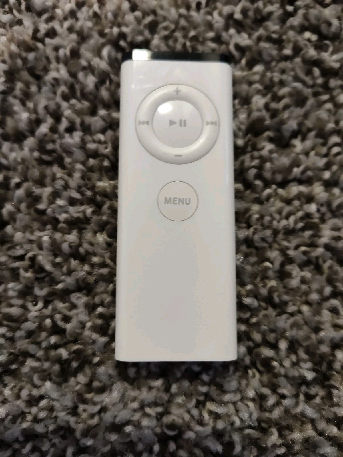 Apple TV 1st Gen A1218 w/ Remote – Powers On To Question Mark – For Parts