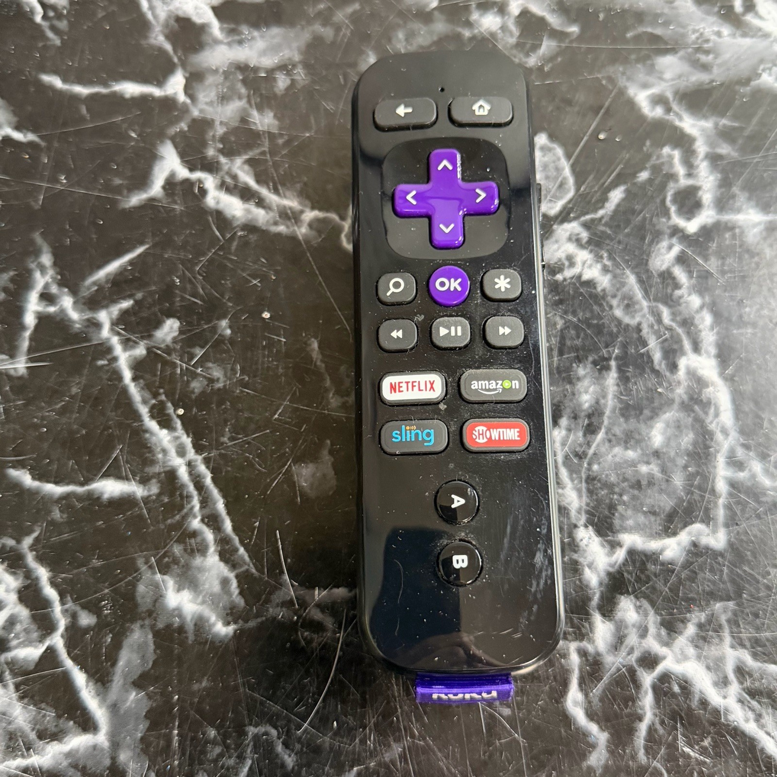 ROKU 4400X with remote, power cable, and HDMI cable