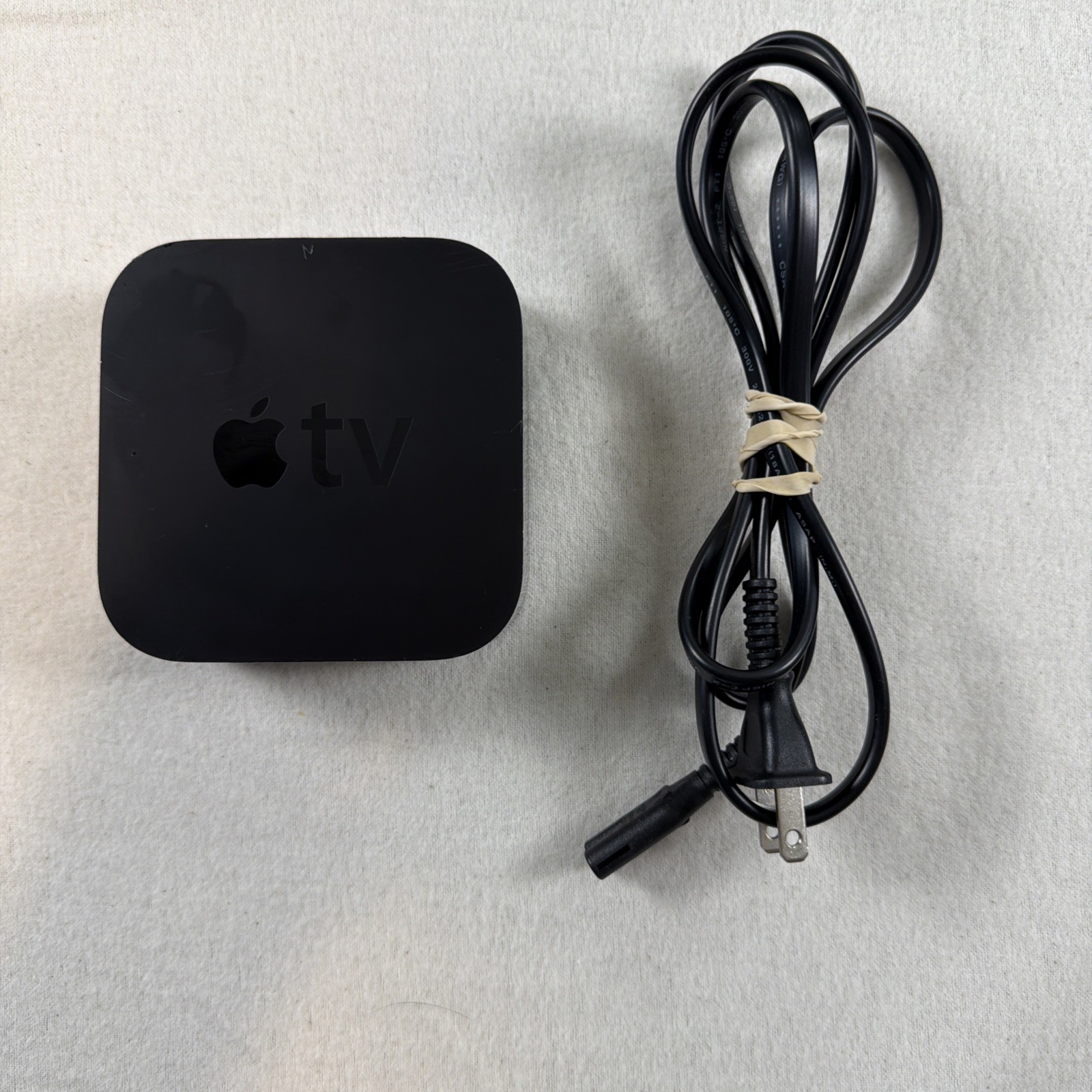 Apple TV 4th Gen A1625 HD Media Streamer 32GB 1080p tvOS WiFi Smart Box Working