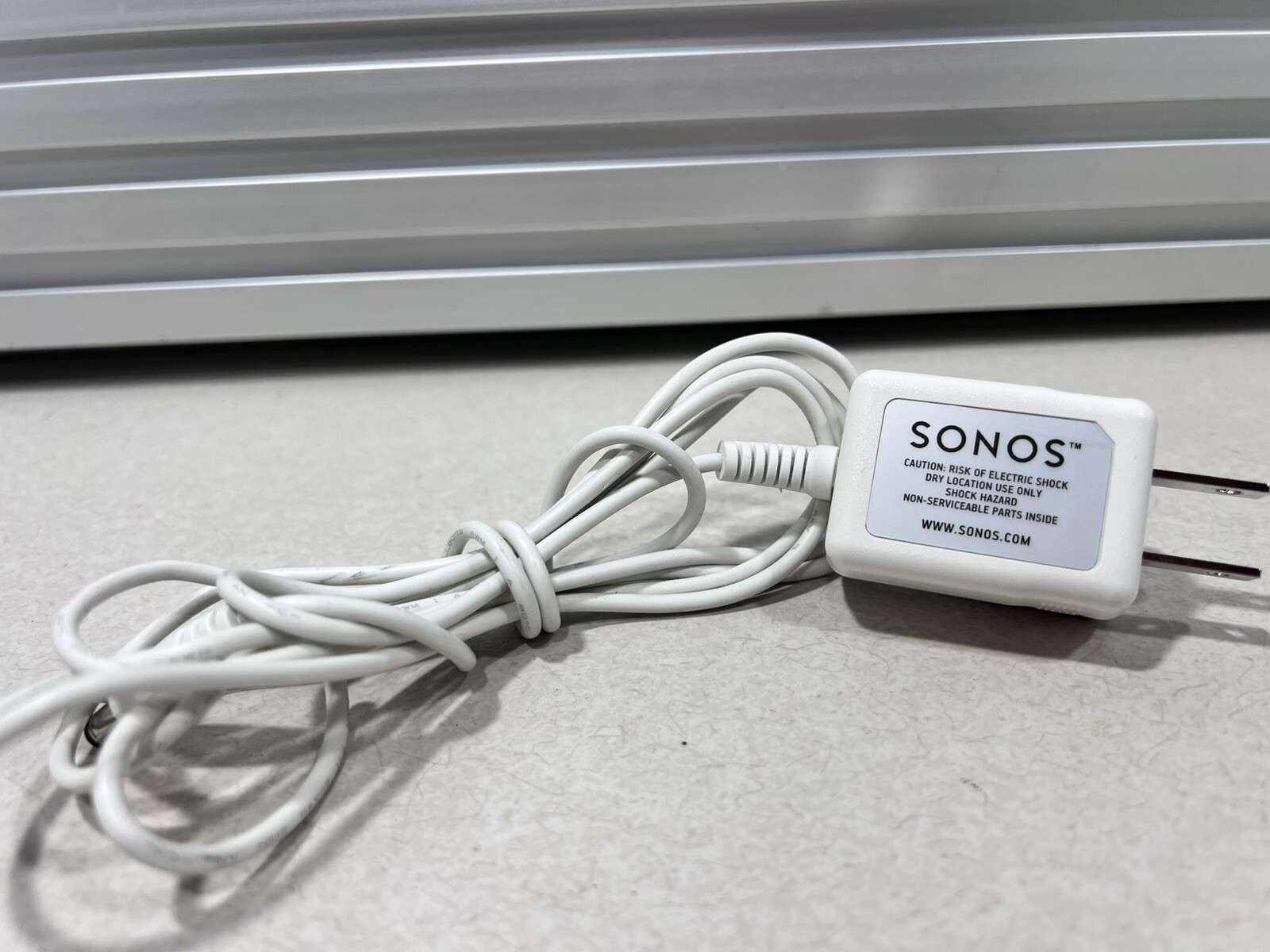 Sonos Bridge Wireless Network Model BRIDGE – White with AC Adapter