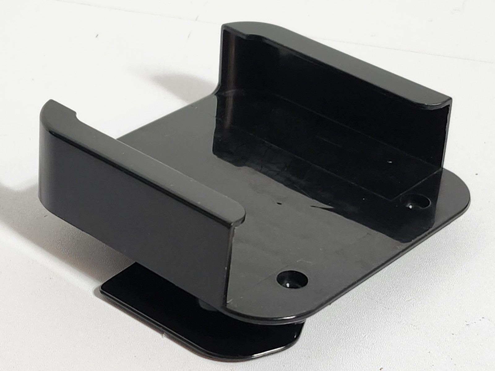 Apple TV A1427 (3rd Generation) HD Media Streamer w/Stand But NO Remote–Working