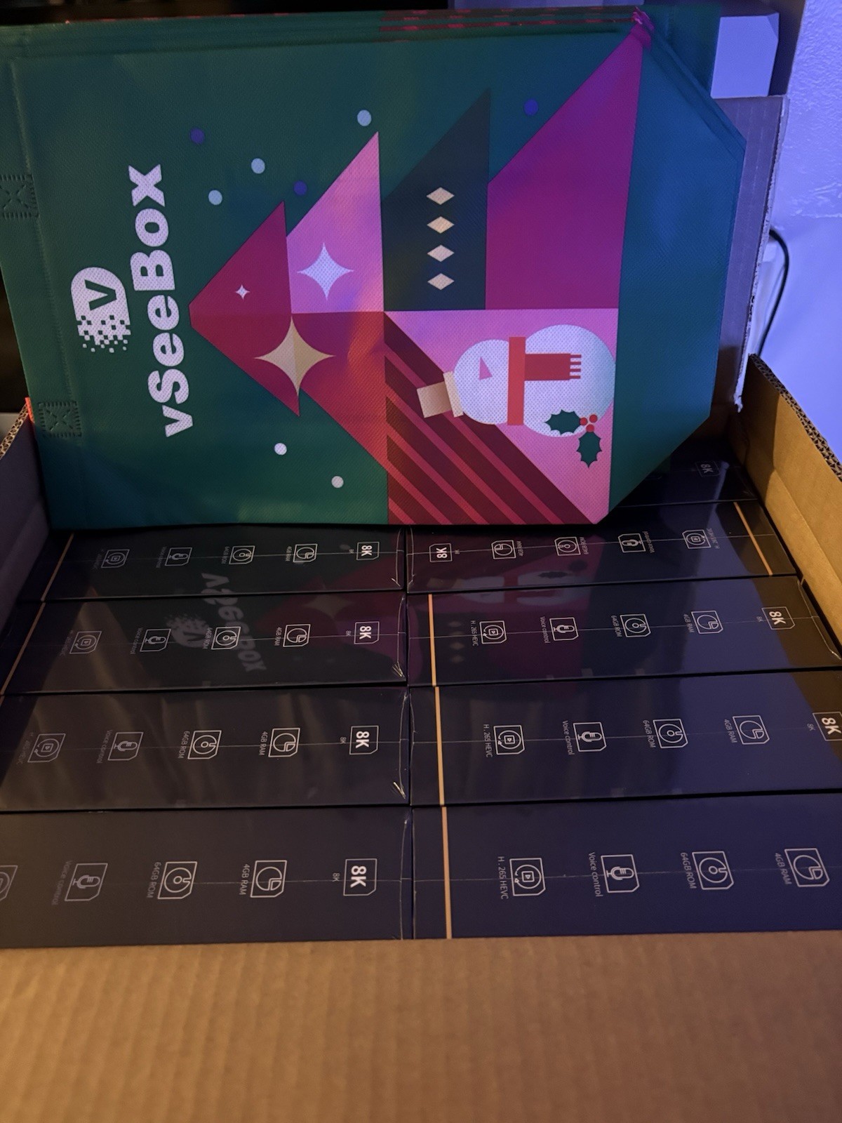 veesee V6 Plus box