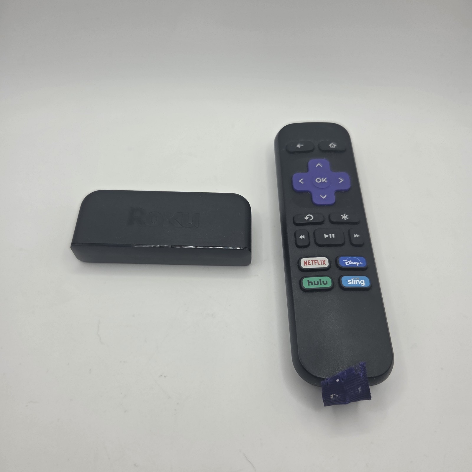 Roku Premiere 4K HDR Streaming Player Model 3920X W/ Remote & Cords
